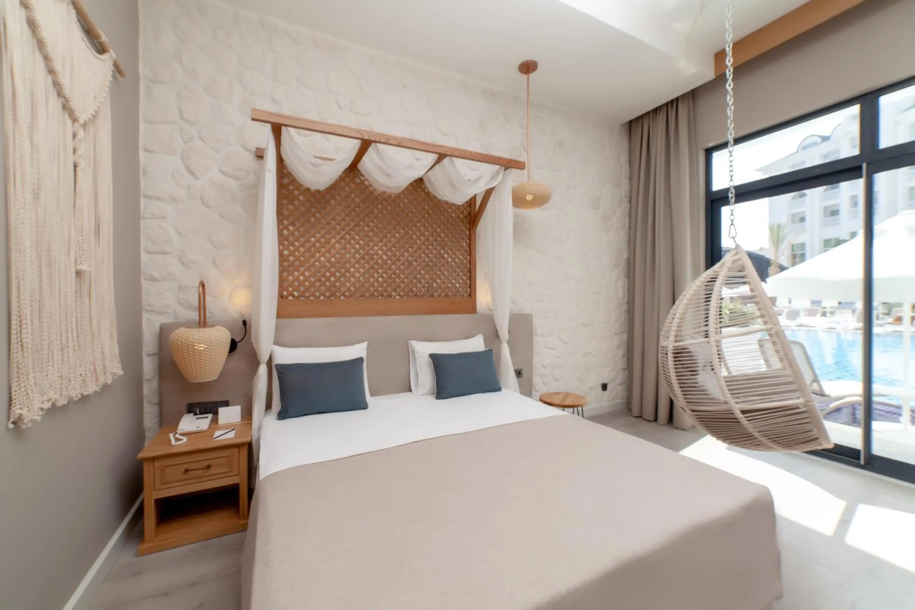 Massage, Bed in Side Royal Style Hotel