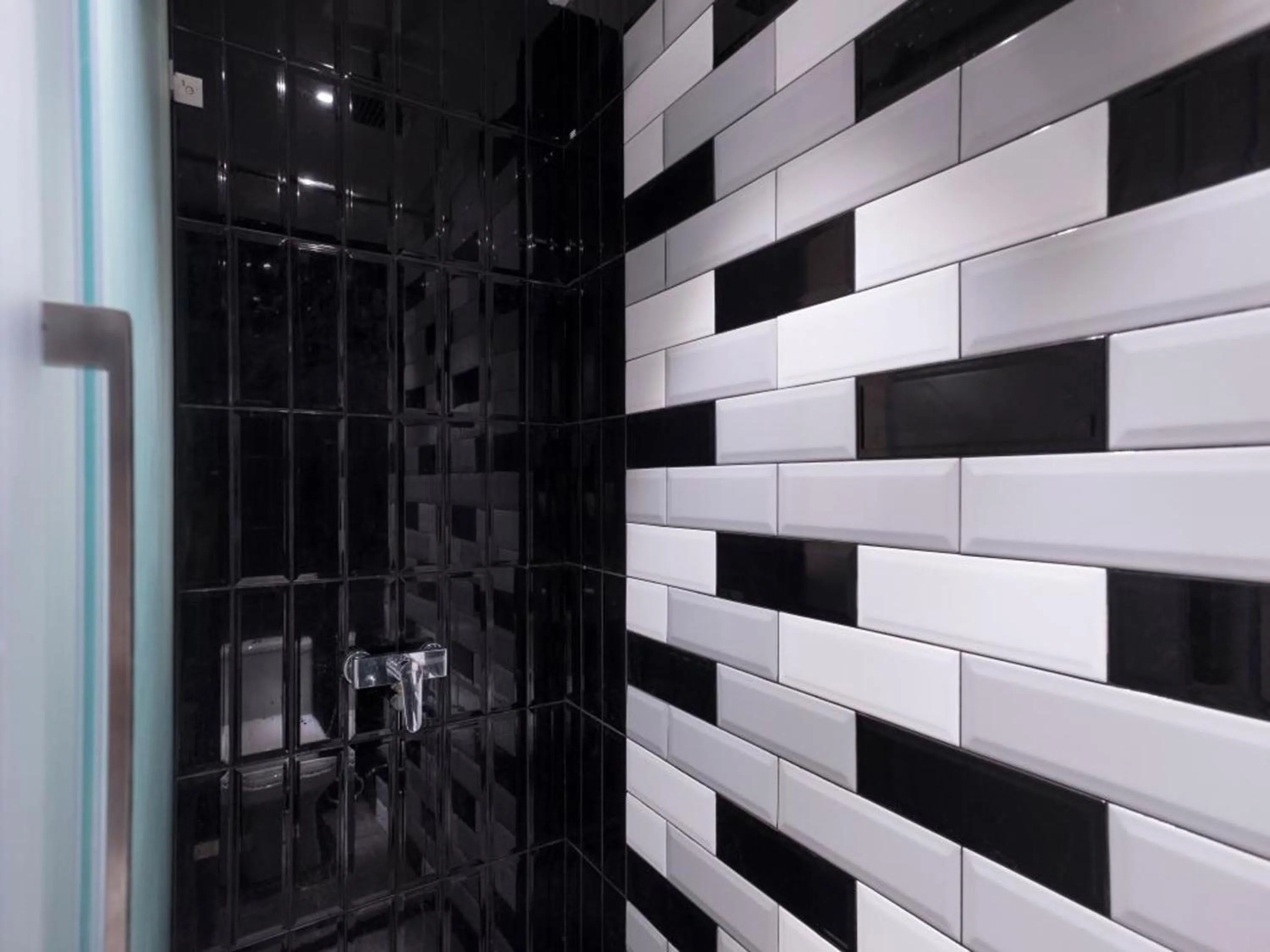 Property building in TOOJOU Kota Kinabalu