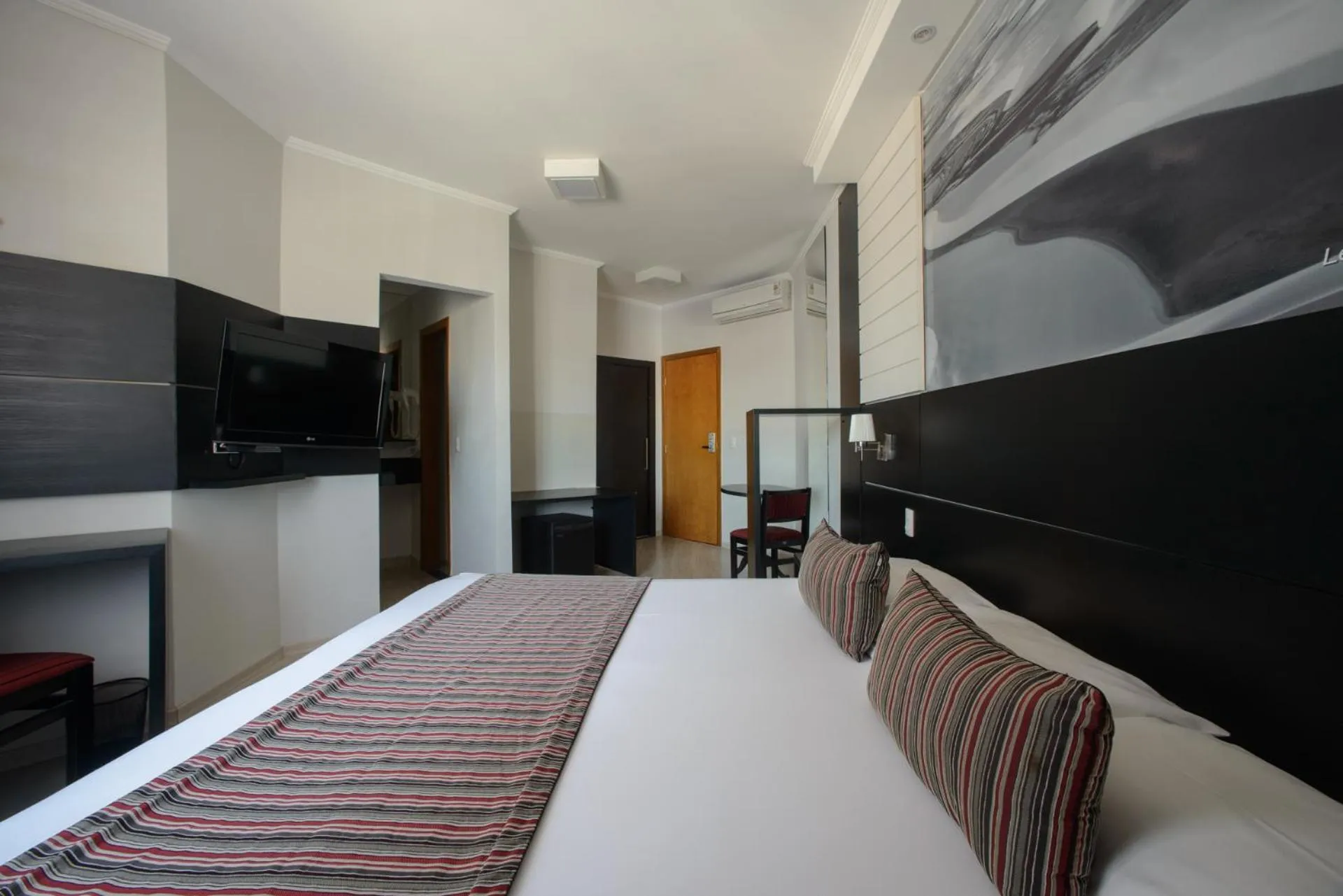 Bed in Faro Hotel Taubaté