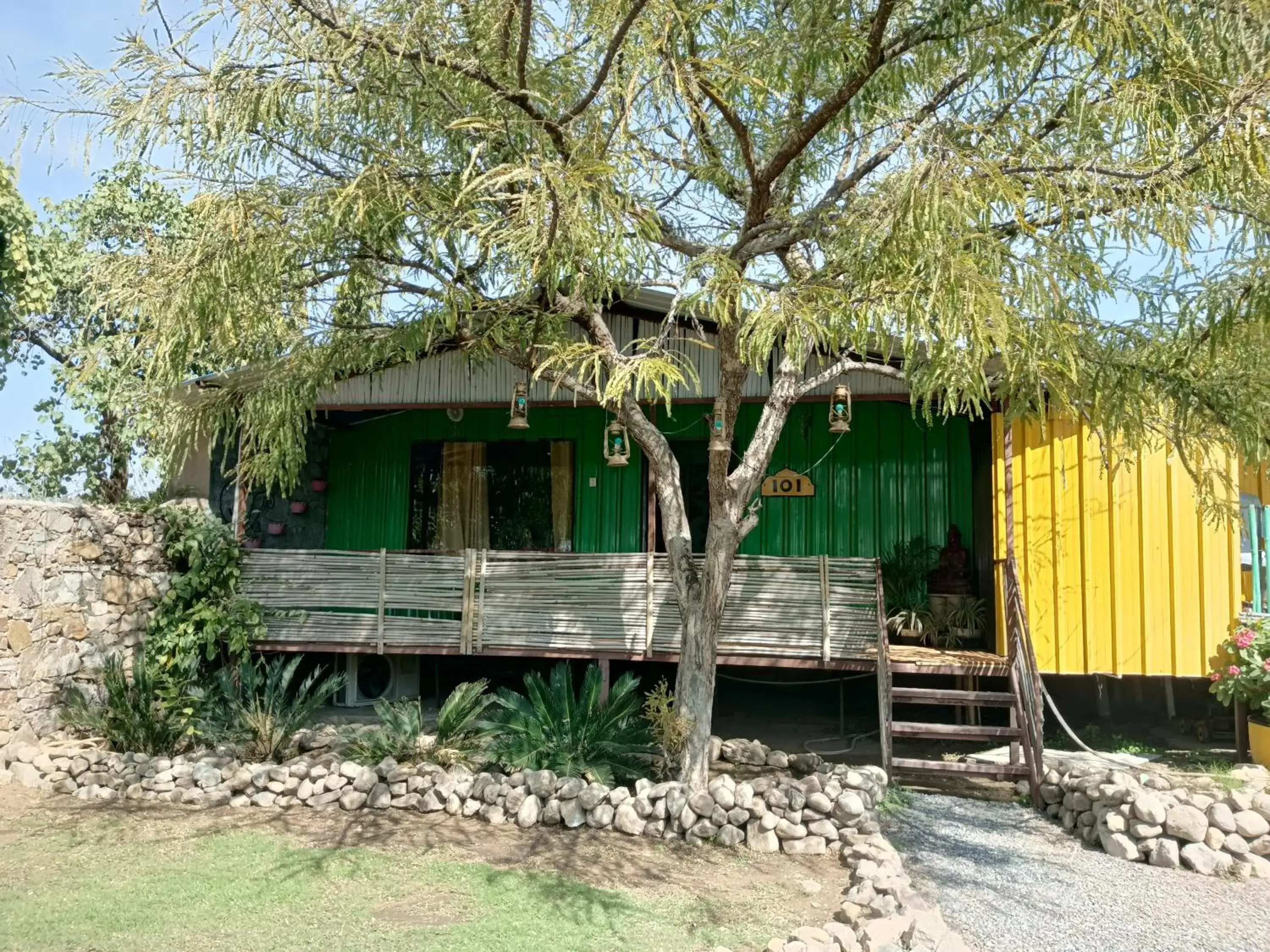 Family Suite with Balcony in Namaste India Family Suite with Balcony in Namaste India