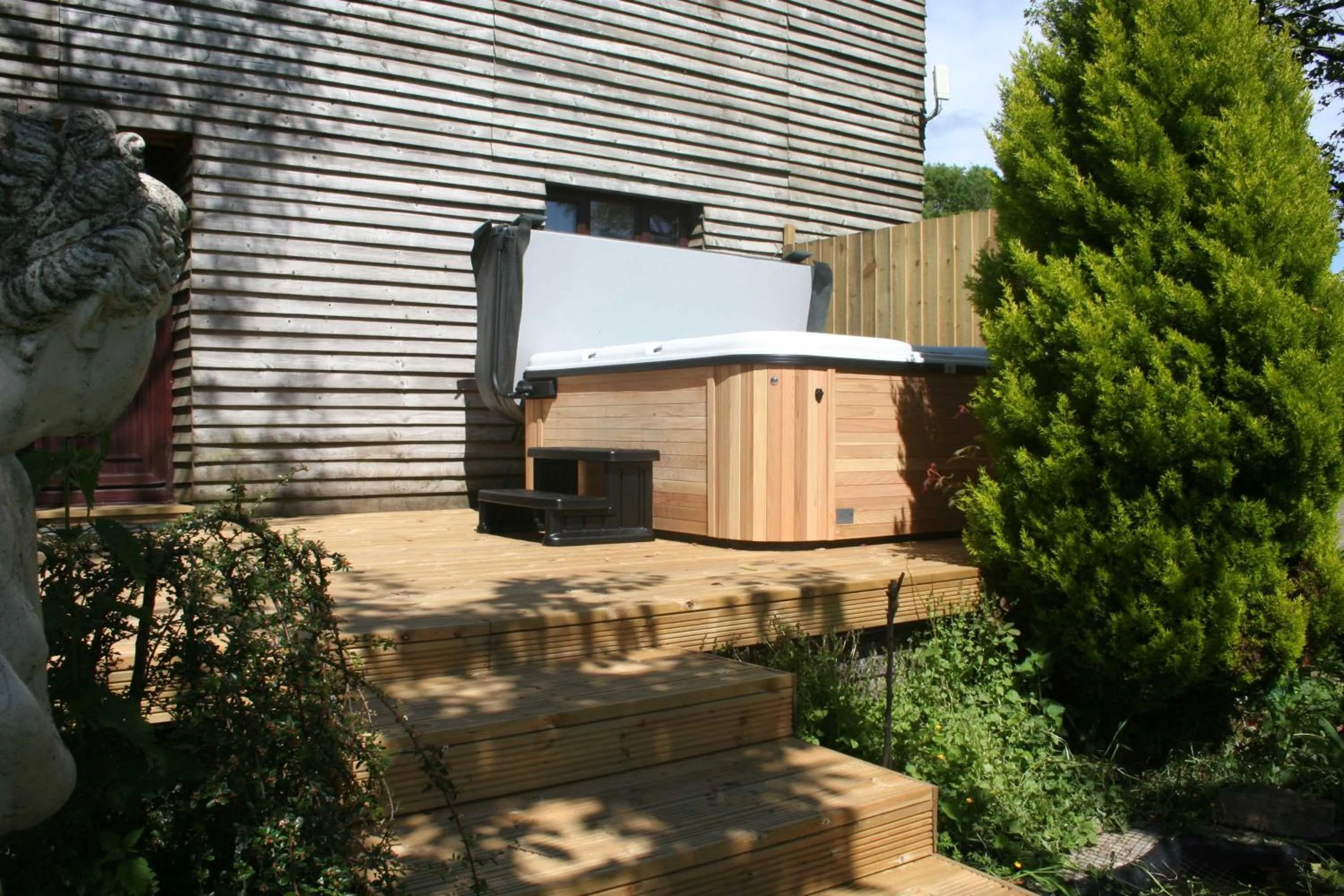 Patio in Barn Cottage - Farm Park Stay with Hot Tub