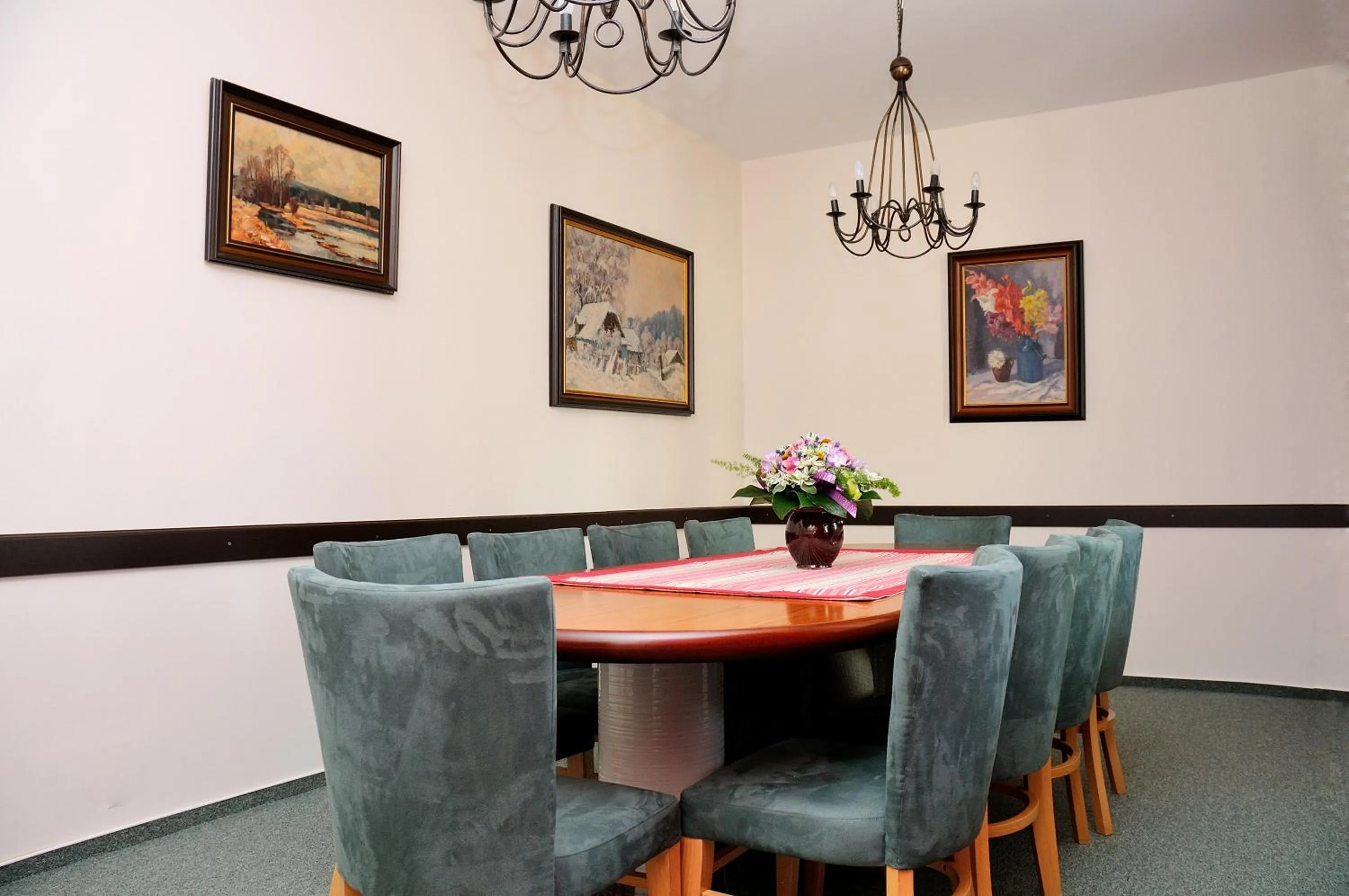 Business facilities in Hotel Leopold Račín