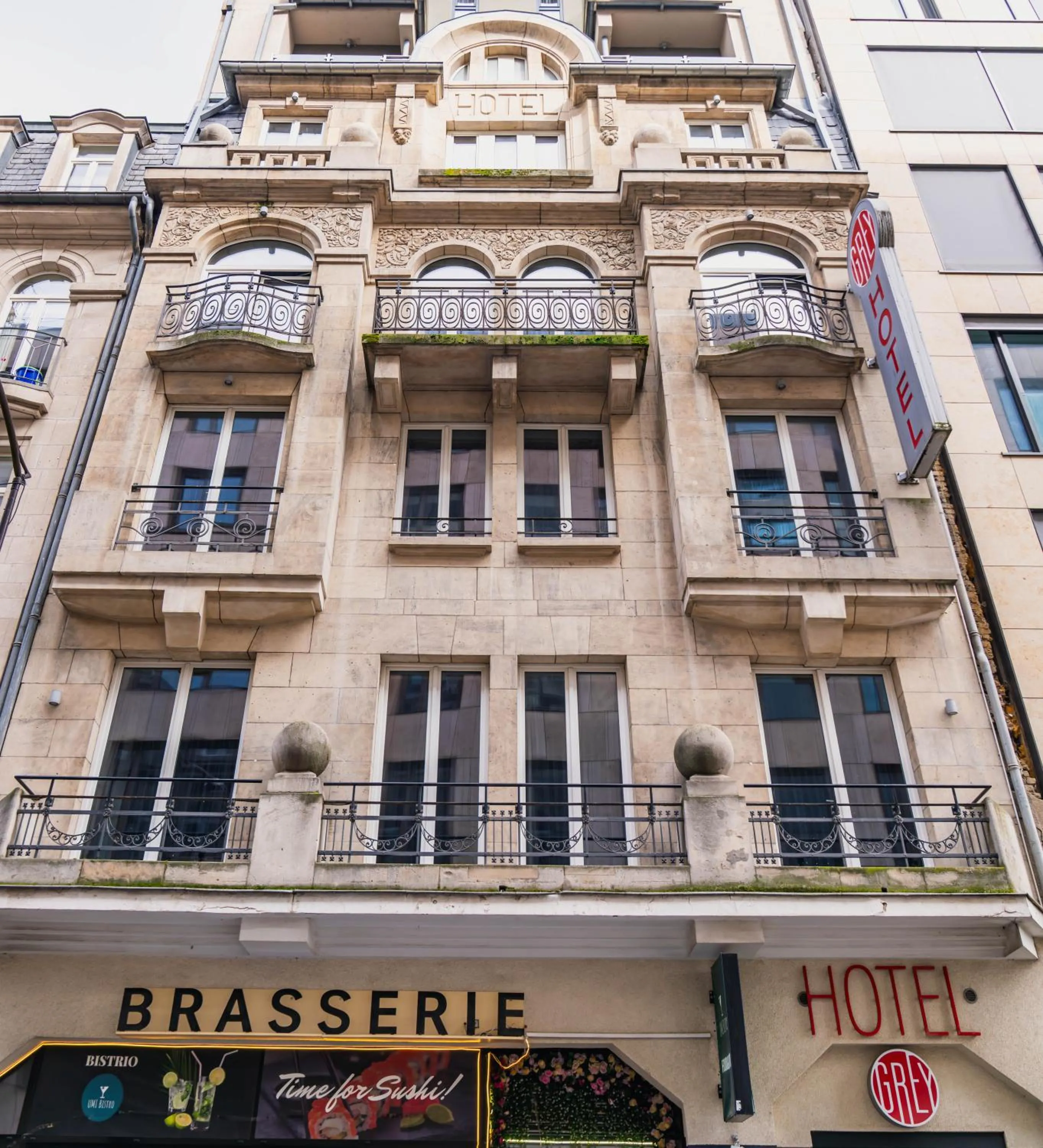 Property building in Hotel Grey