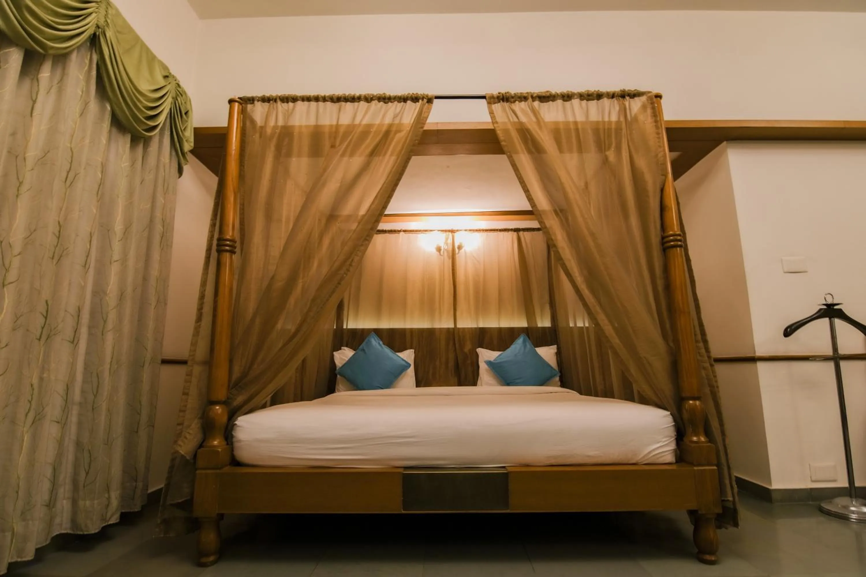 Bed in Heritage Khirasara Palace