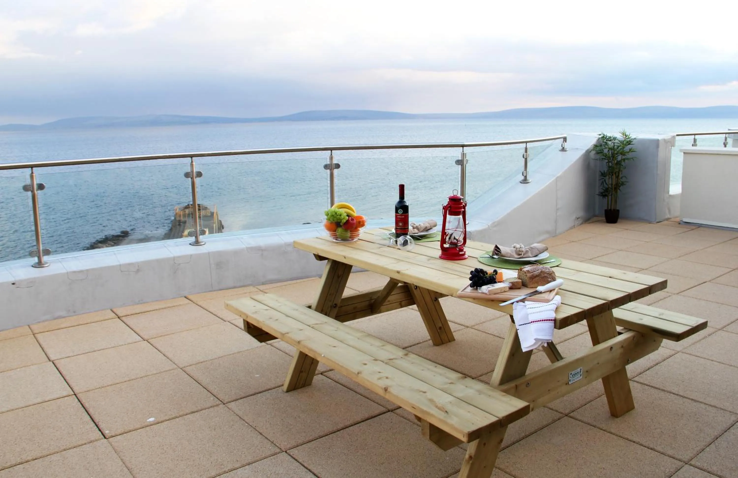 Balcony/Terrace in Galway Bay Sea View Apartments