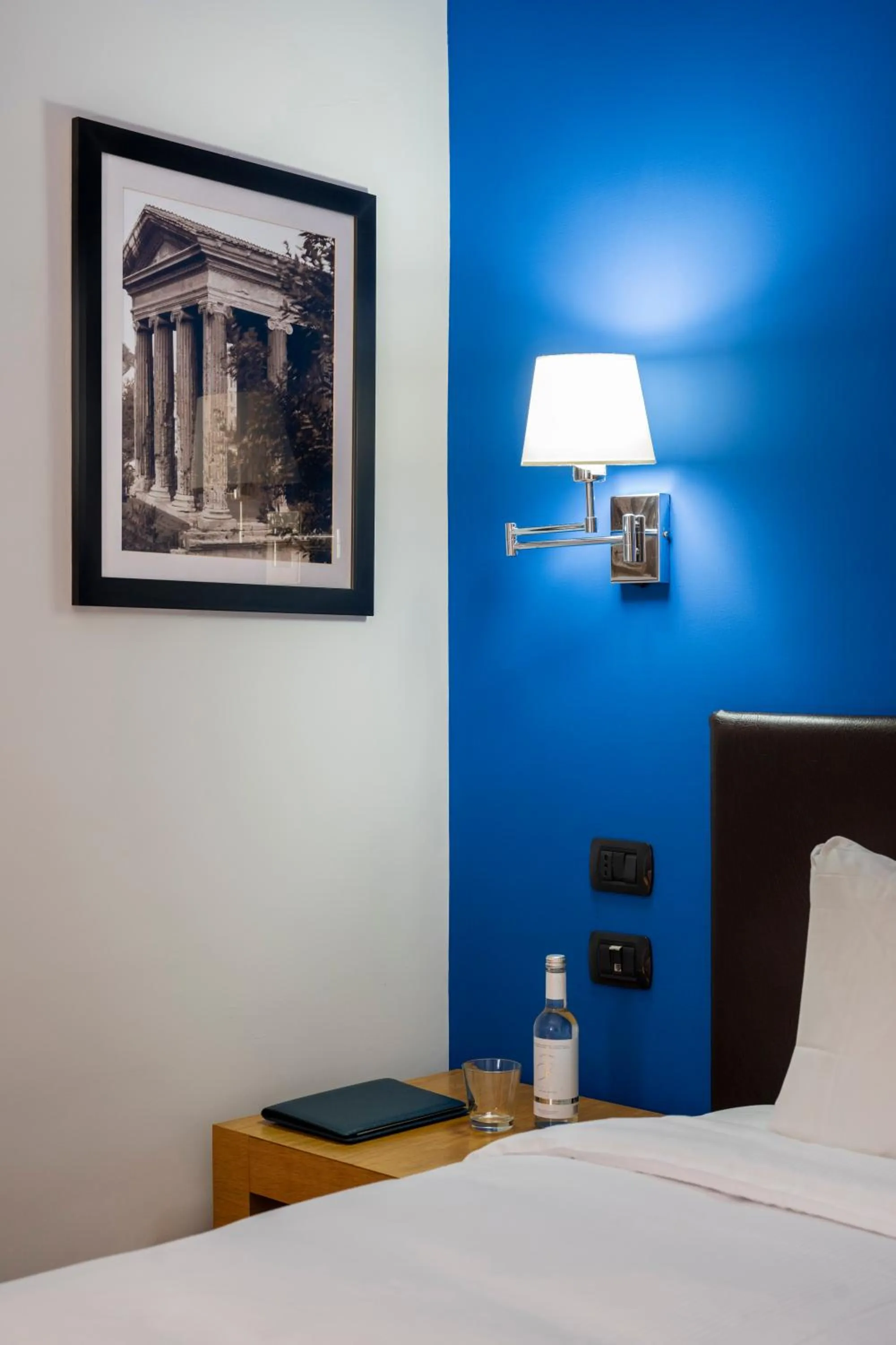 Photo of the whole room, Bed in Sky Blue Place Rome