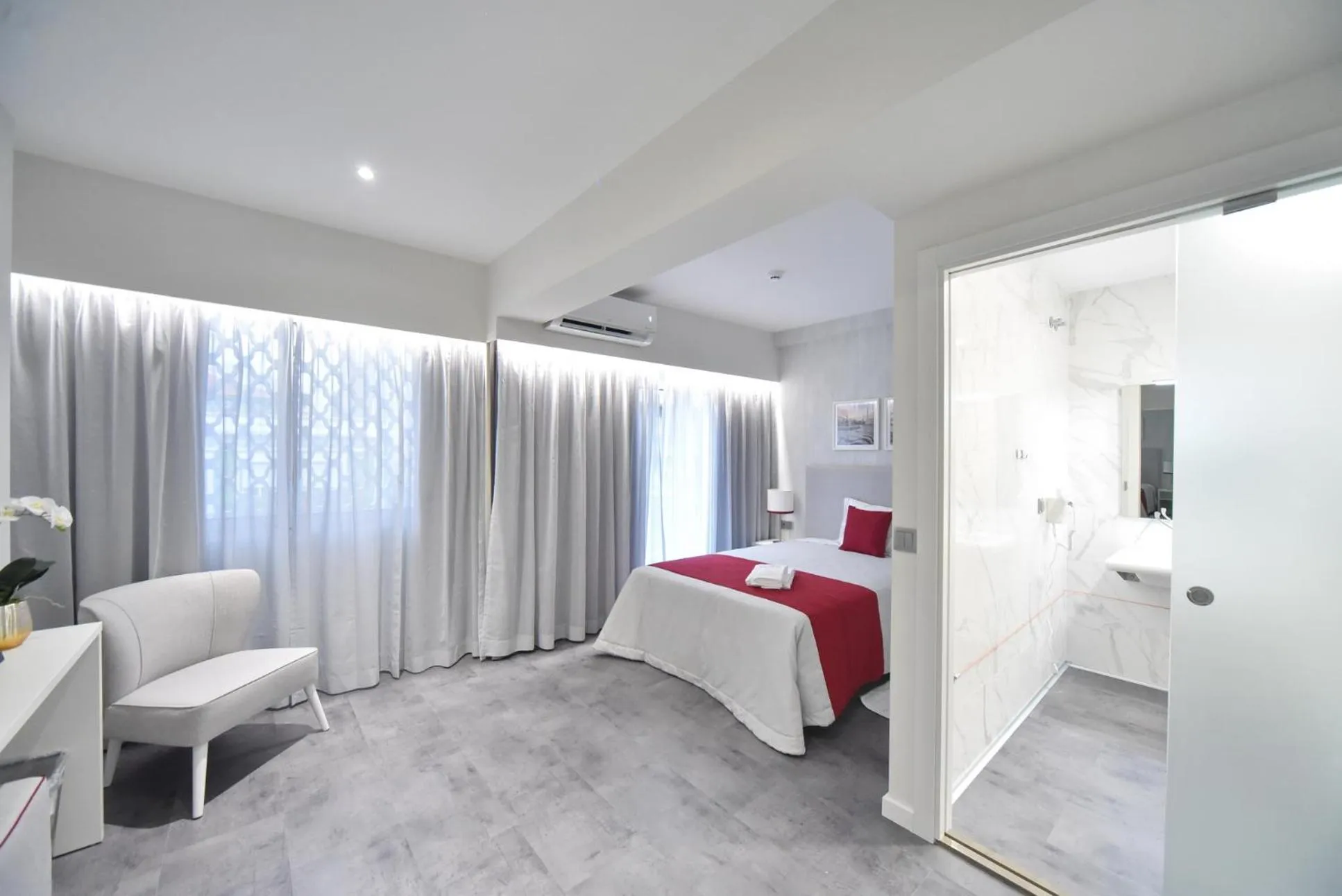 Bed in My Charm Lisbon Suites