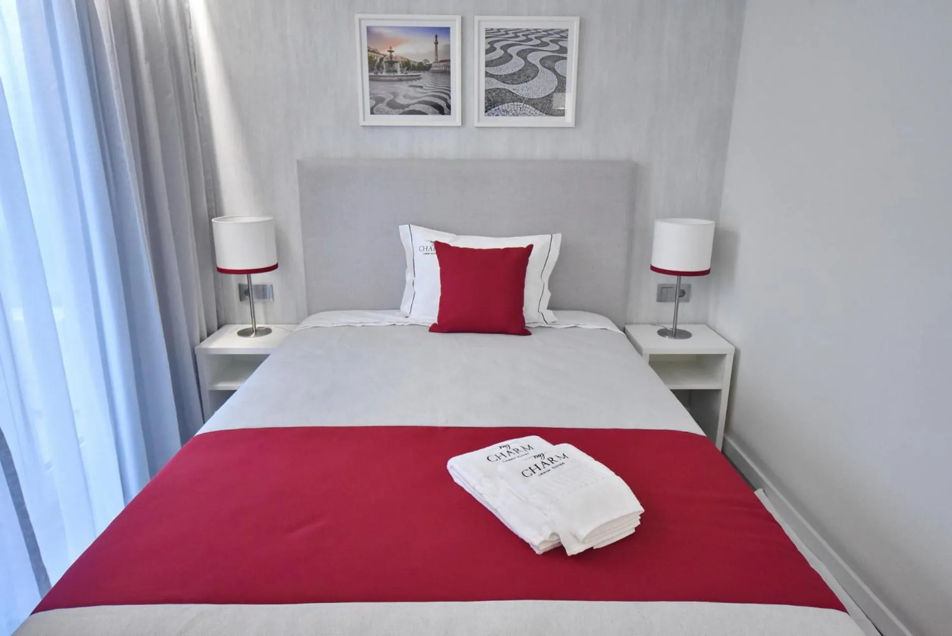 Bed in My Charm Lisbon Suites