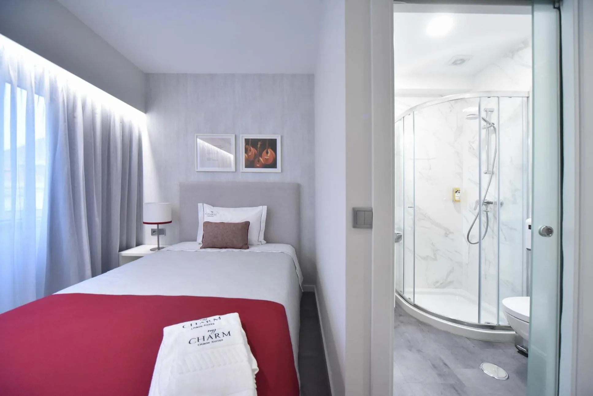 Bed in My Charm Lisbon Suites