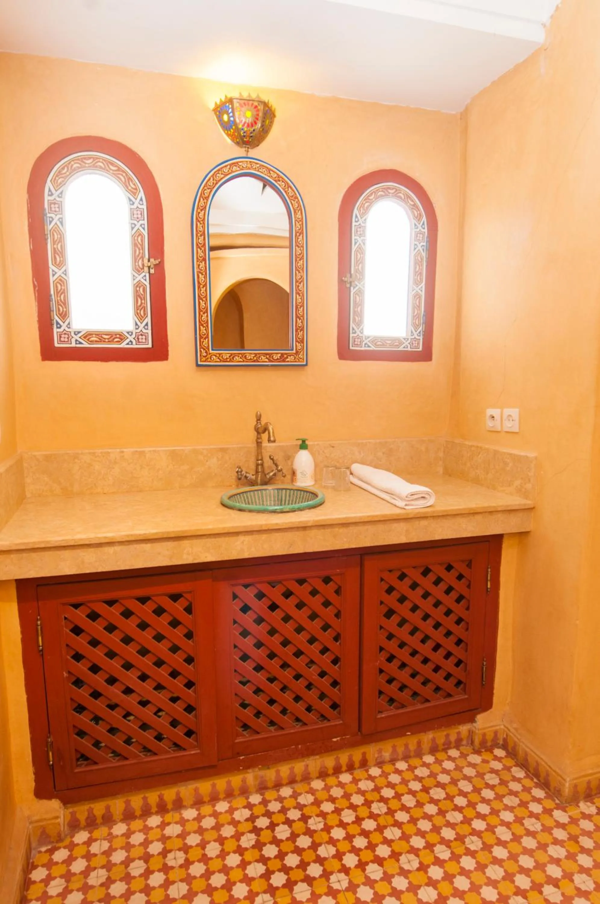 Bathroom in Riad Ifoulki