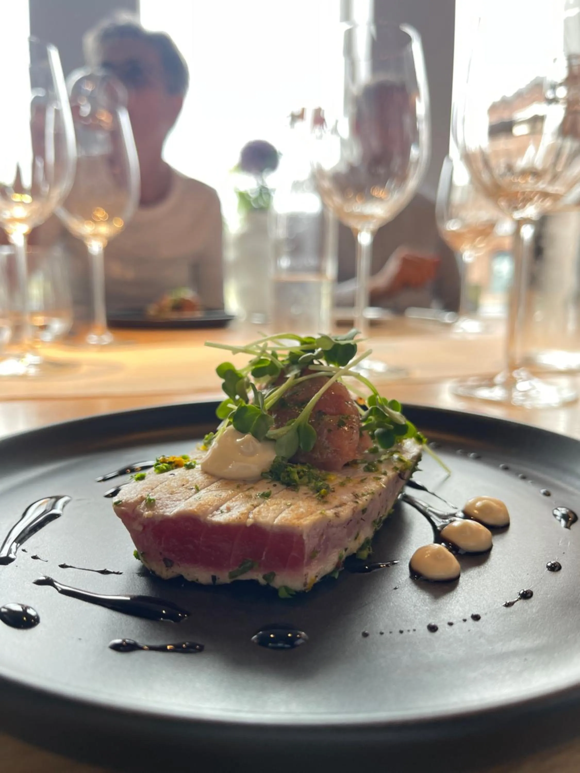 Restaurant/places to eat in ONNO Boutique Hotel & Apartments