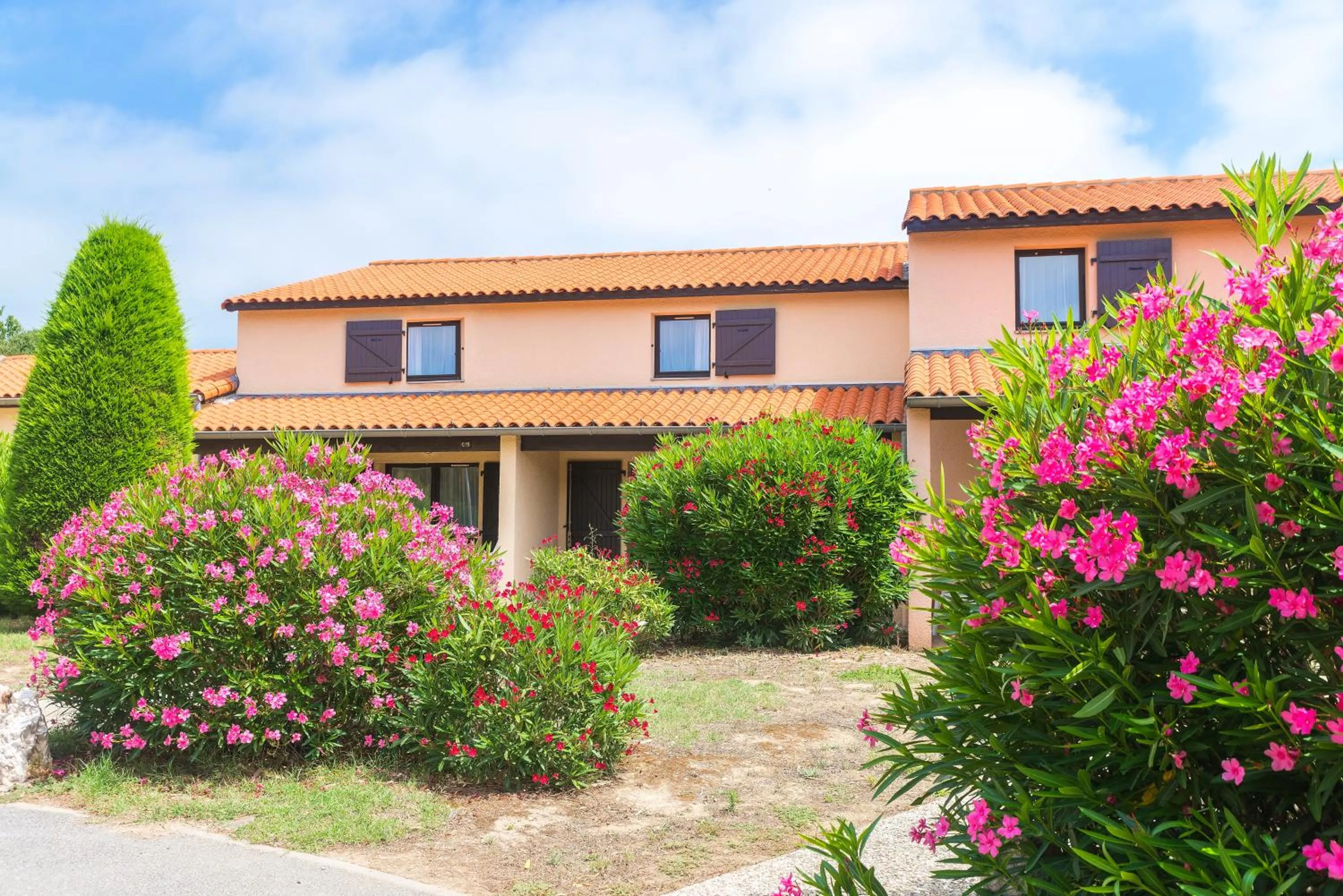 Facade/entrance in Azureva Saint Cyprien