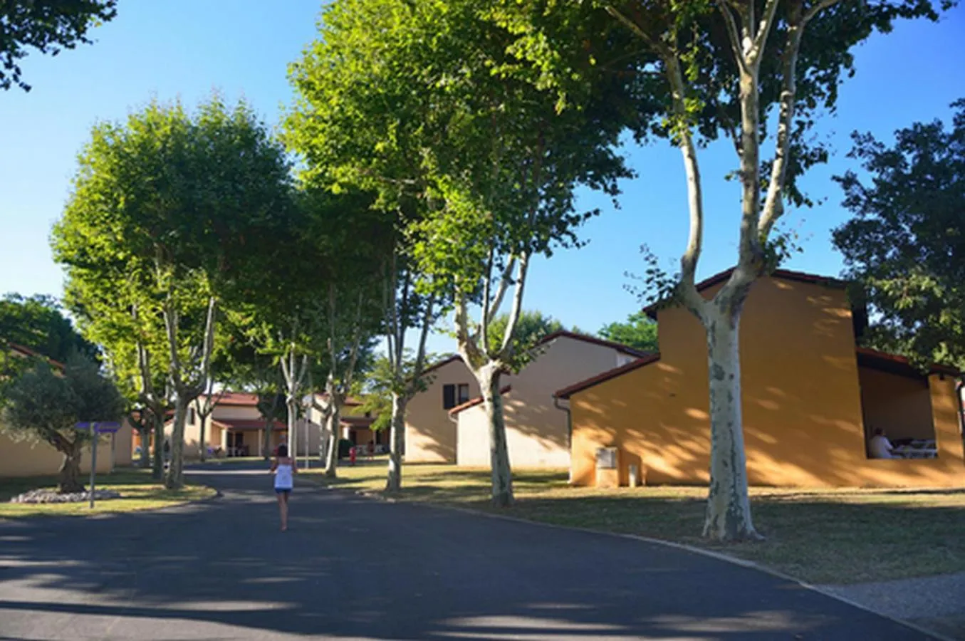 Facade/entrance in Azureva Saint Cyprien