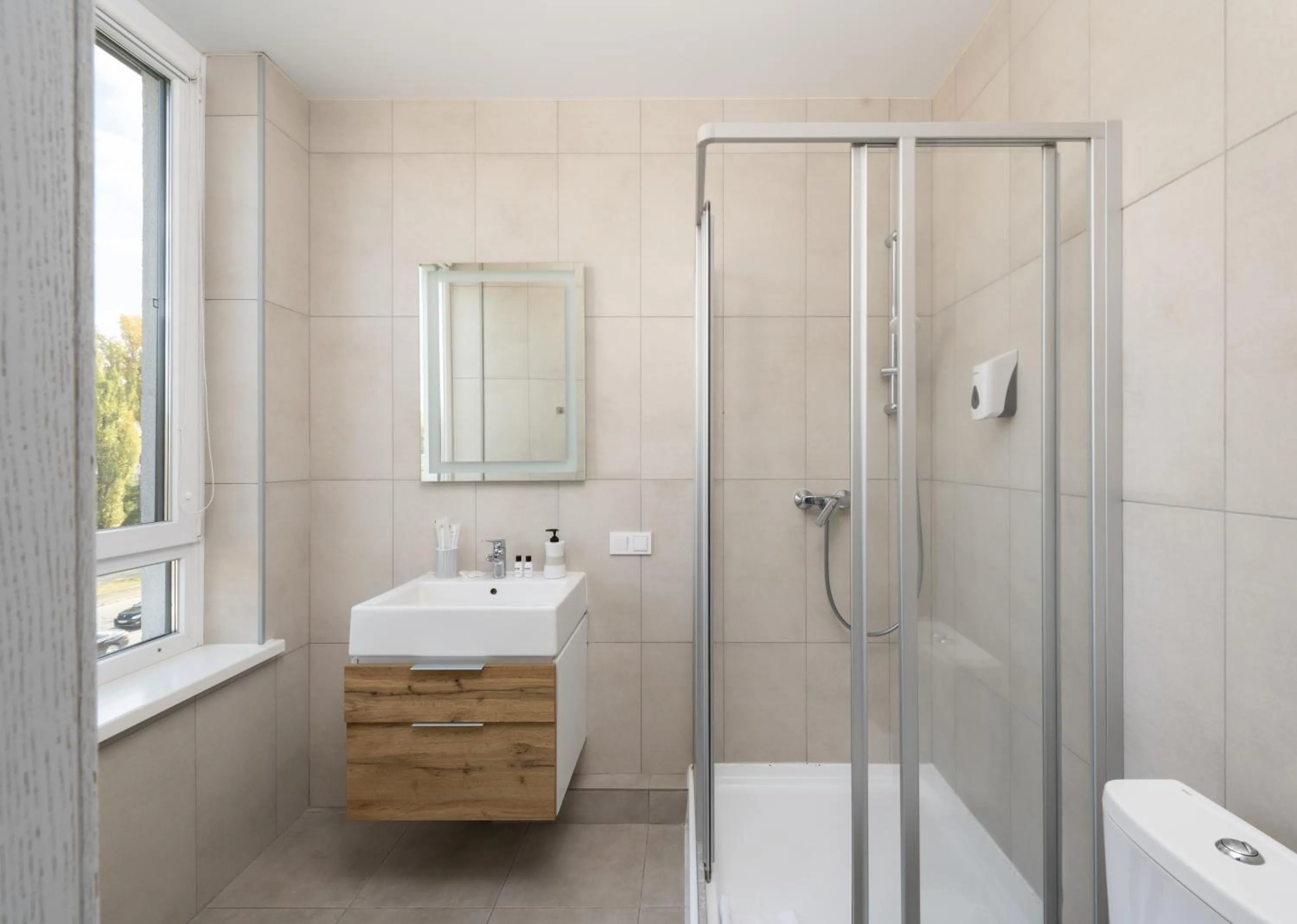 Shower in Nyvky Residence