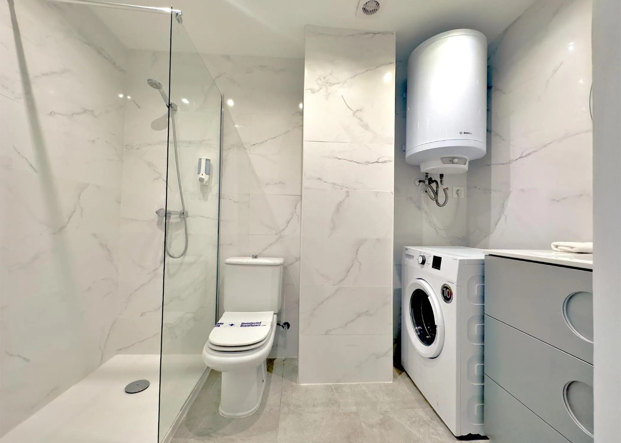 Bathroom in Amazing Sea Views over Marbella Port