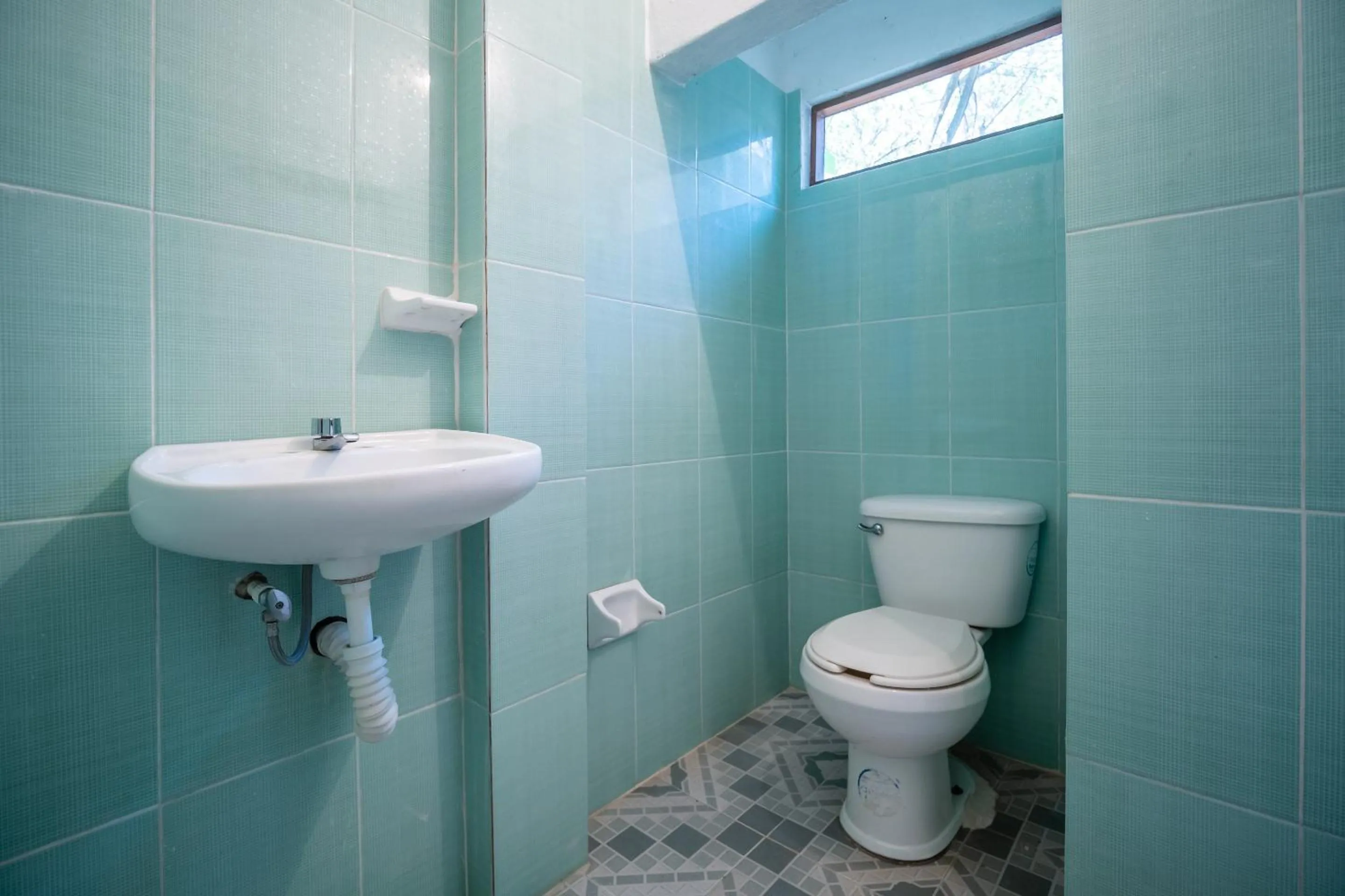 Bathroom in OYO Cabañas Abril, Mazunte