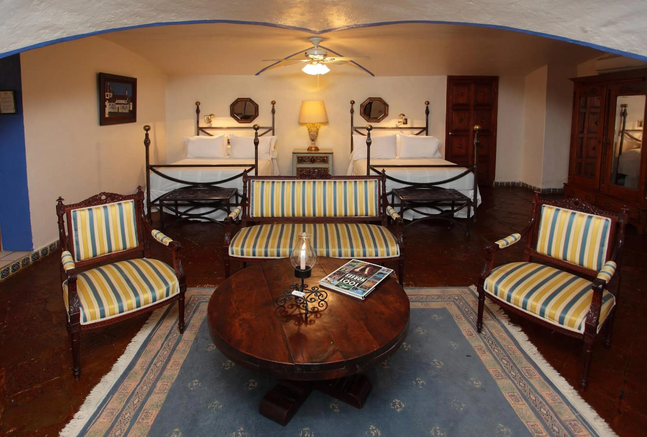 Photo of the whole room in Hacienda San Gabriel de las Palmas