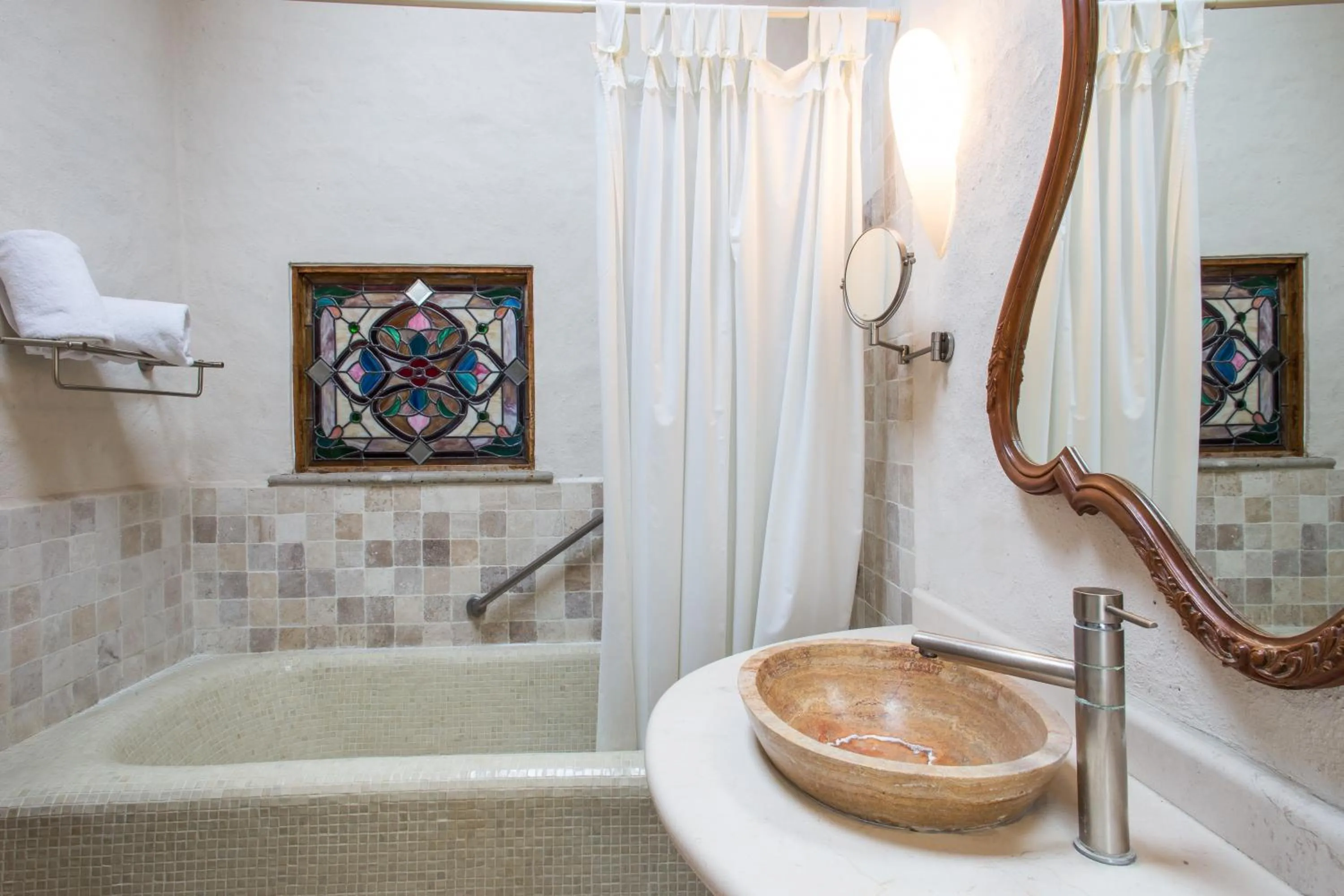Bathroom in Hacienda San Gabriel de las Palmas