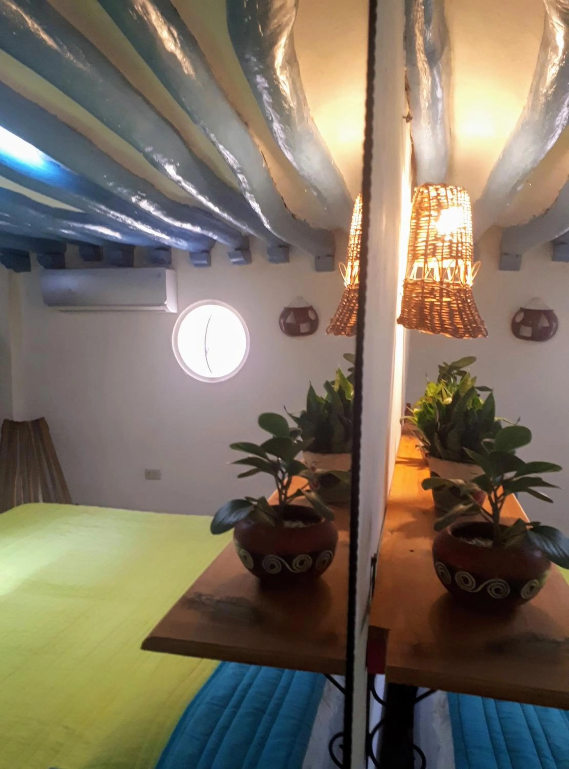 Decorative detail, Bed in Hostel Candelaria