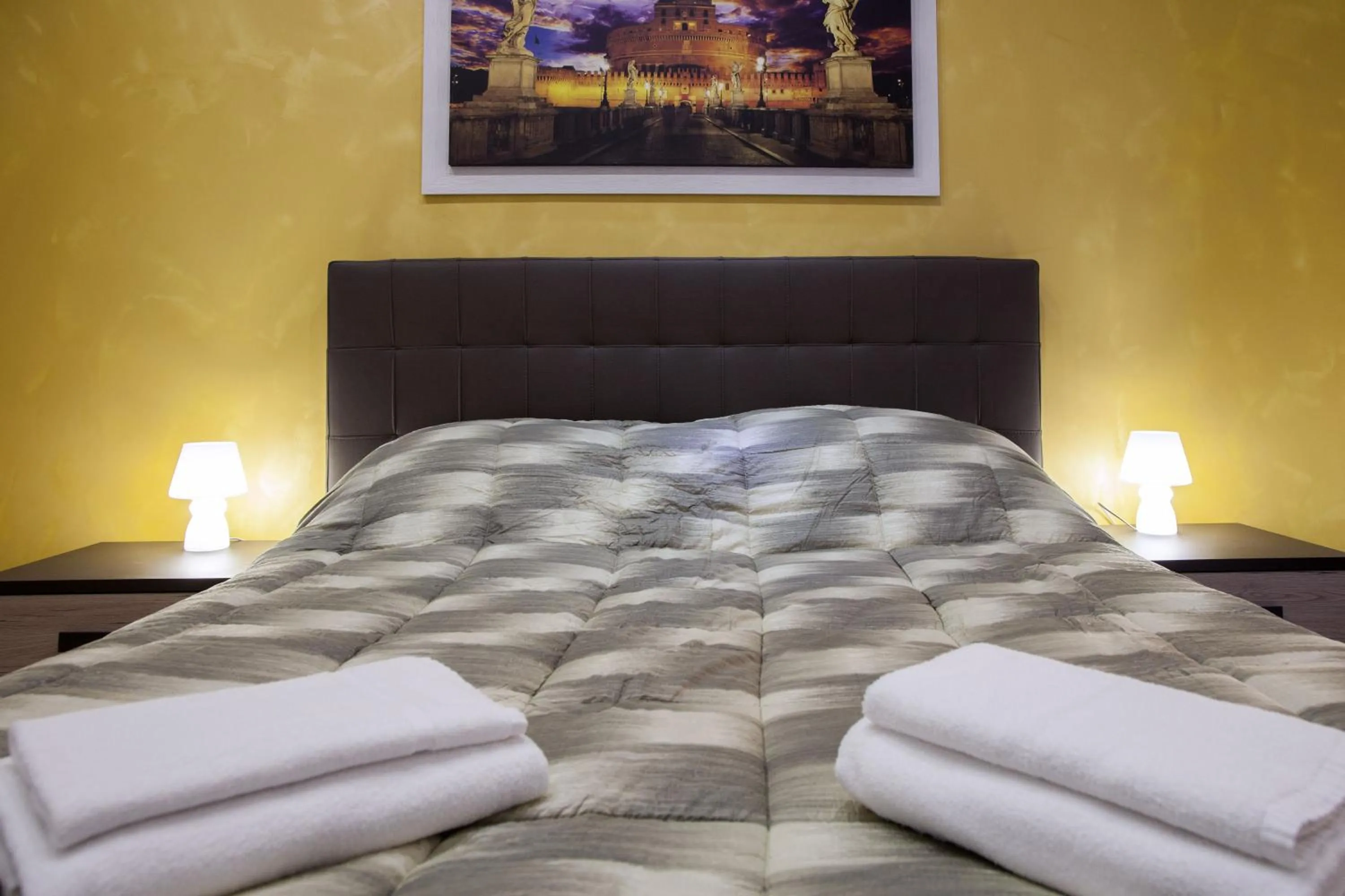 Bedroom, Bed in Imperiale Top