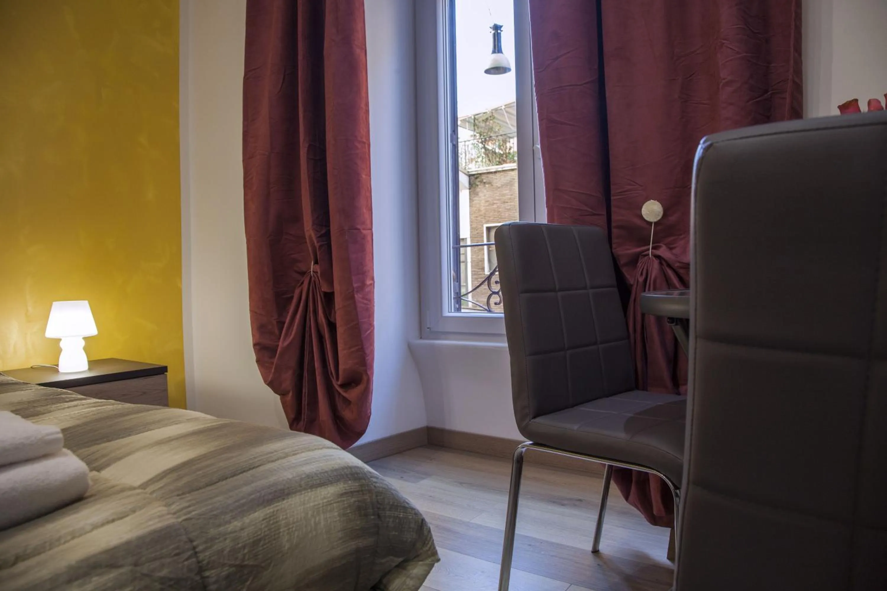 Photo of the whole room, Bed in Imperiale Top