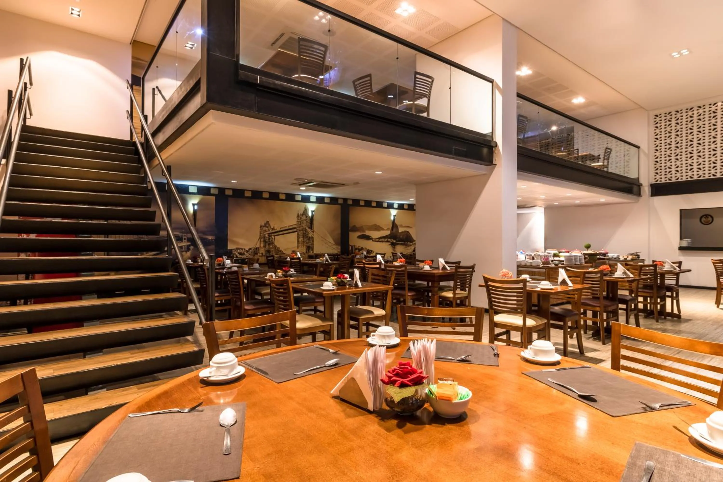 Restaurant/places to eat in Mercure Salvador Boulevard Hotel