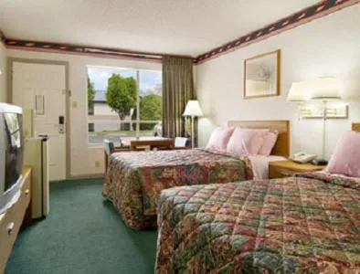 Bed in Days Inn by Wyndham Jacksonville