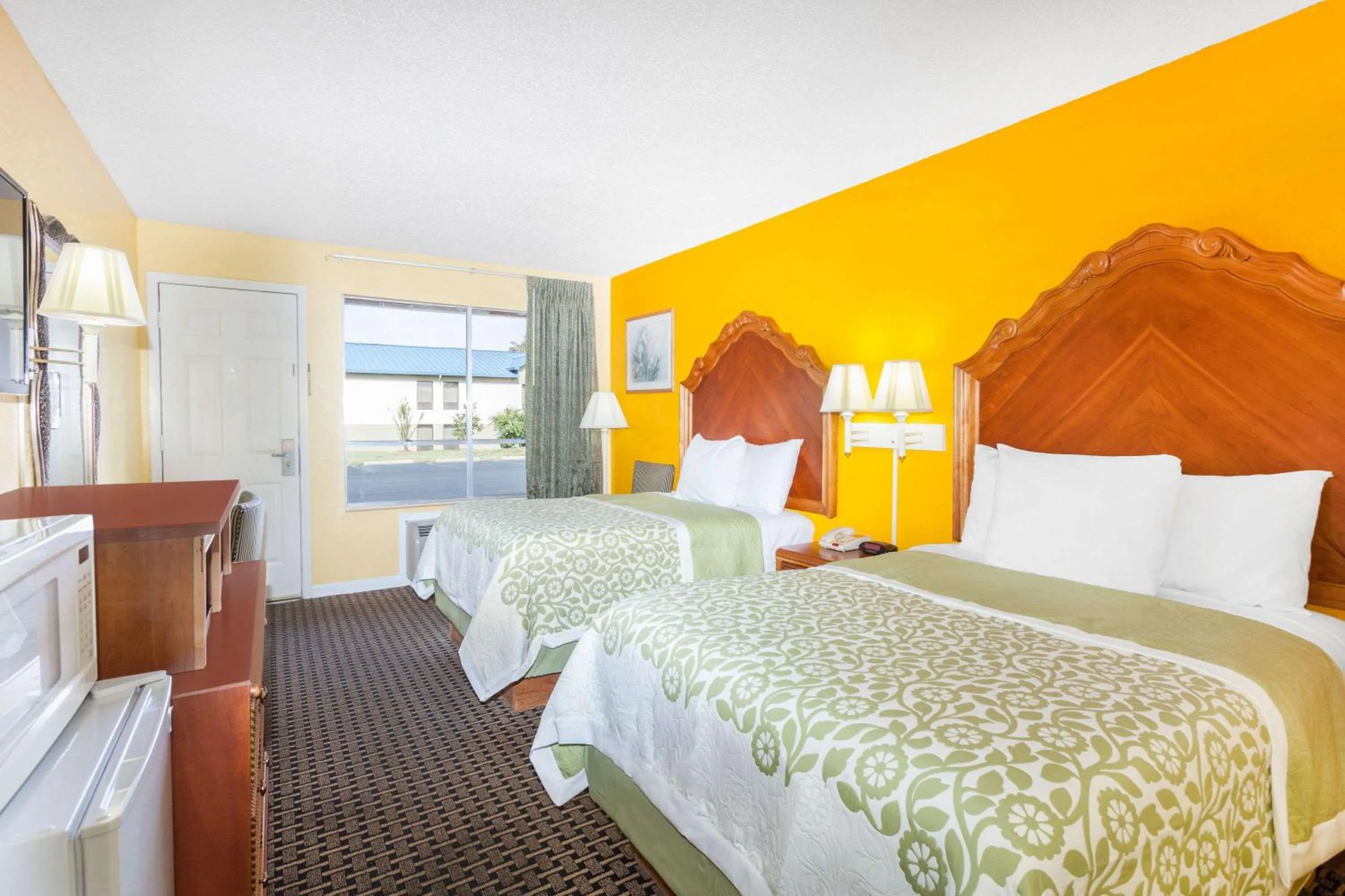 Photo of the whole room, Bed in Days Inn by Wyndham Jacksonville