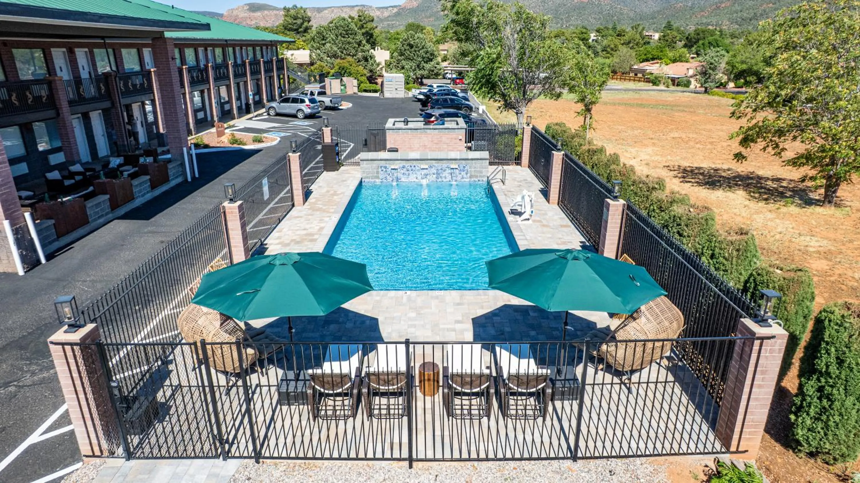 Swimming pool in Kokopelli Inn Sedona, Trademark Collection by Wyndham