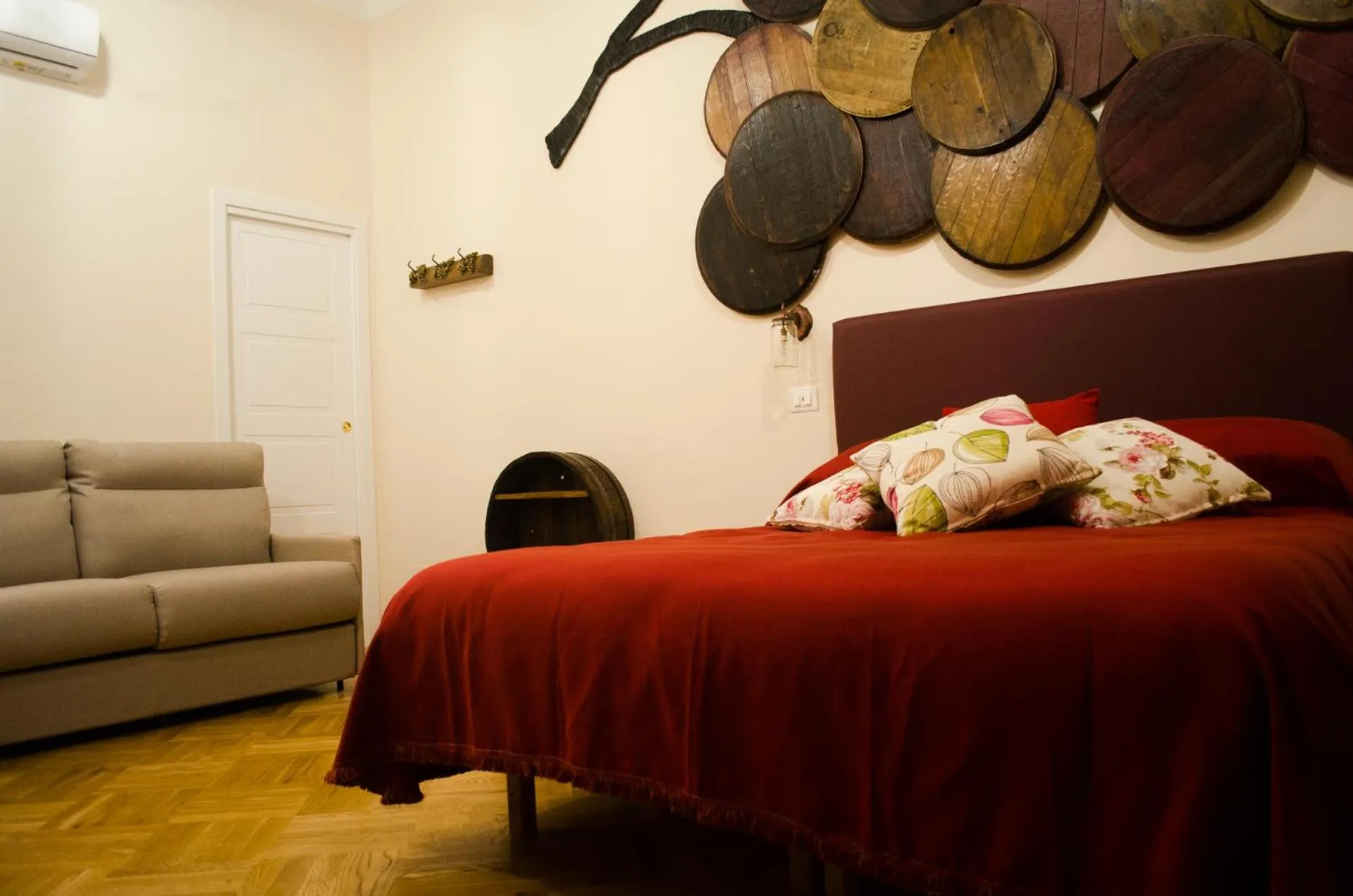 Photo of the whole room, Bed in B&B Sosta Flegrea