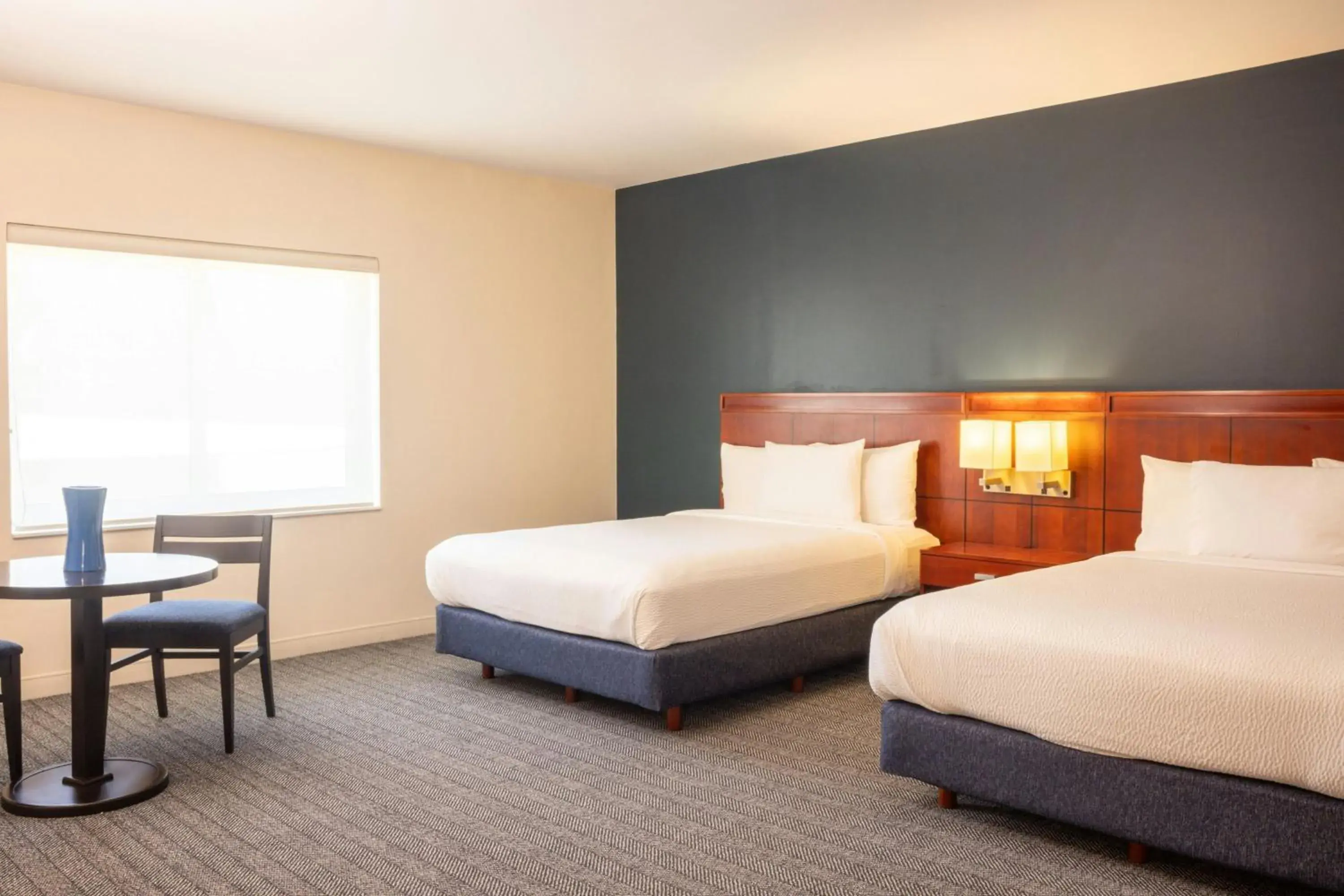 Queen Room with Two Queen Beds with City View in Courtyard Toluca Tollocan Queen Room with Two Queen Beds with City View in Courtyard Toluca Tollocan