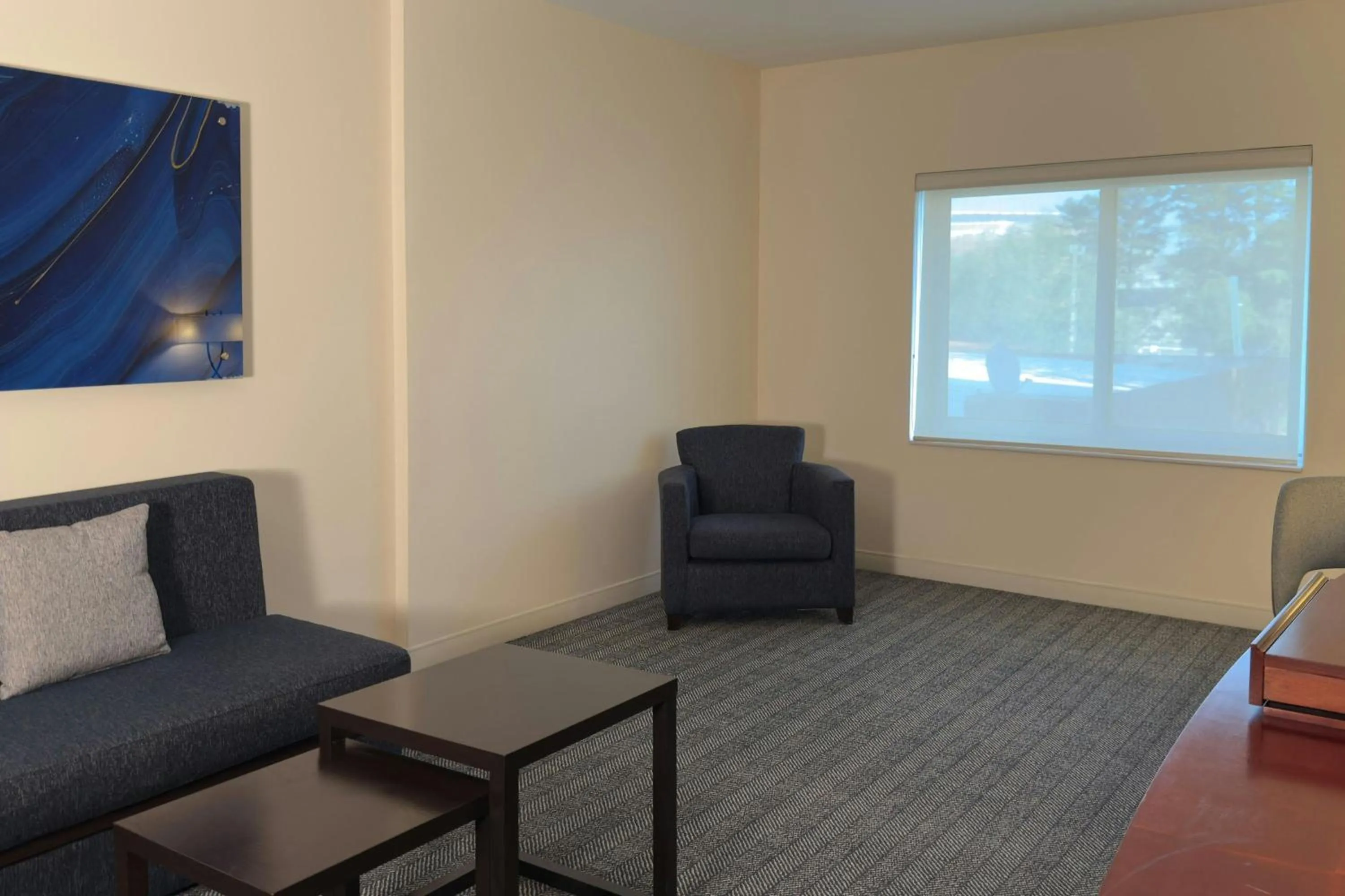 Photo of the whole room in Courtyard Toluca Tollocan