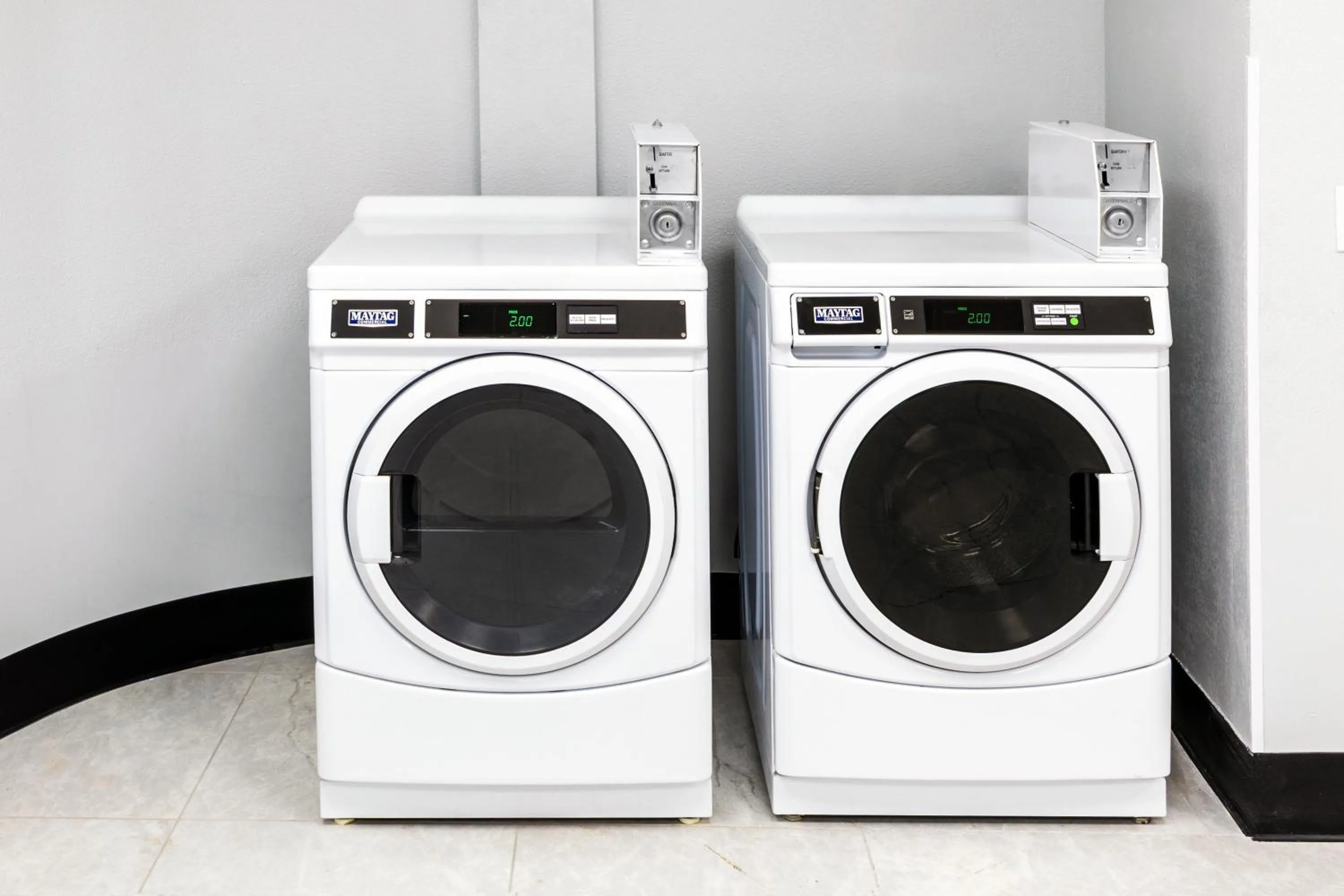 laundry in Holiday Inn Port Arthur - Park Central by IHG