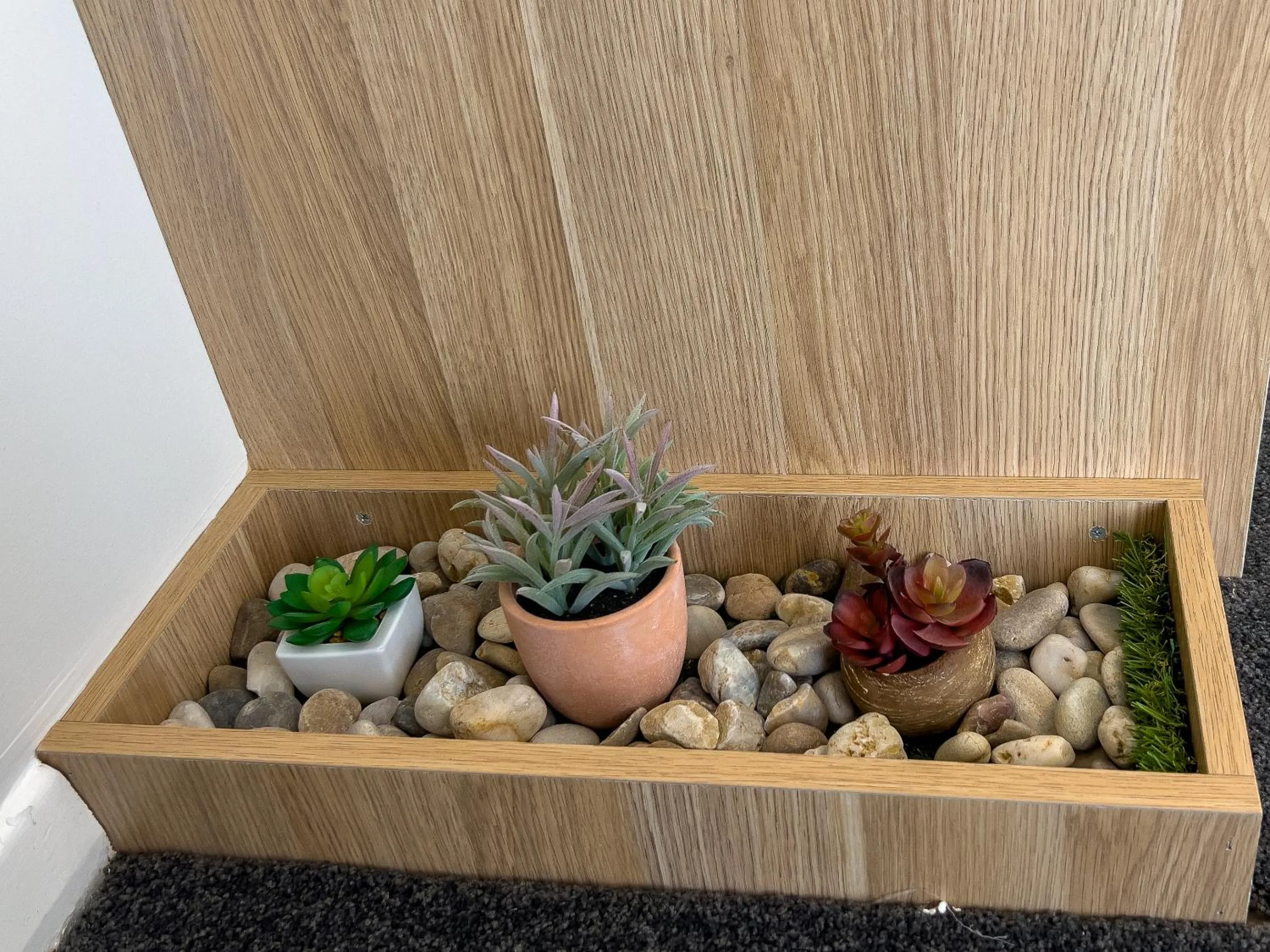 Decorative detail in A1 Motels and Apartments Port Fairy