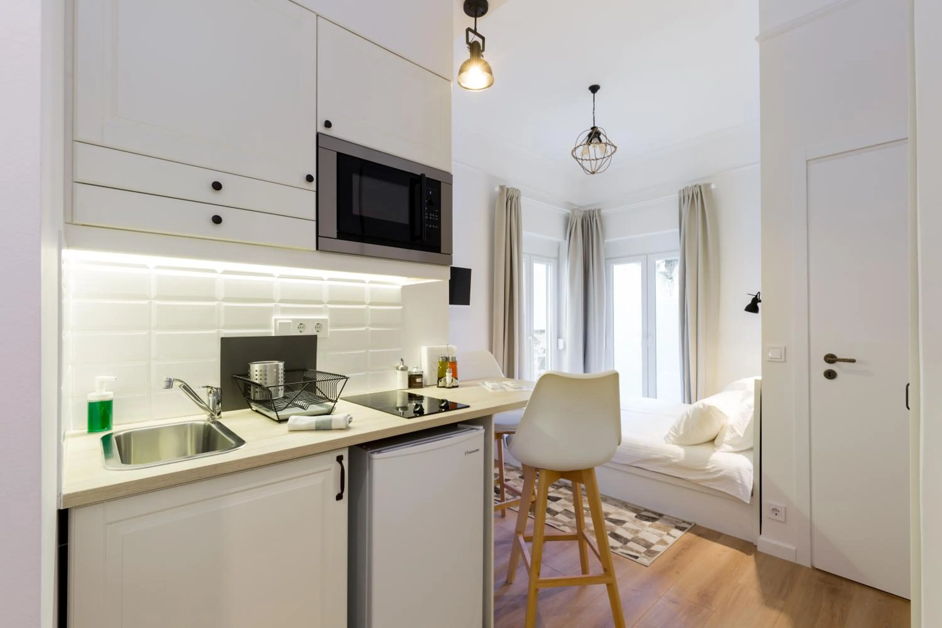 Kitchen or kitchenette in Dinostratus House