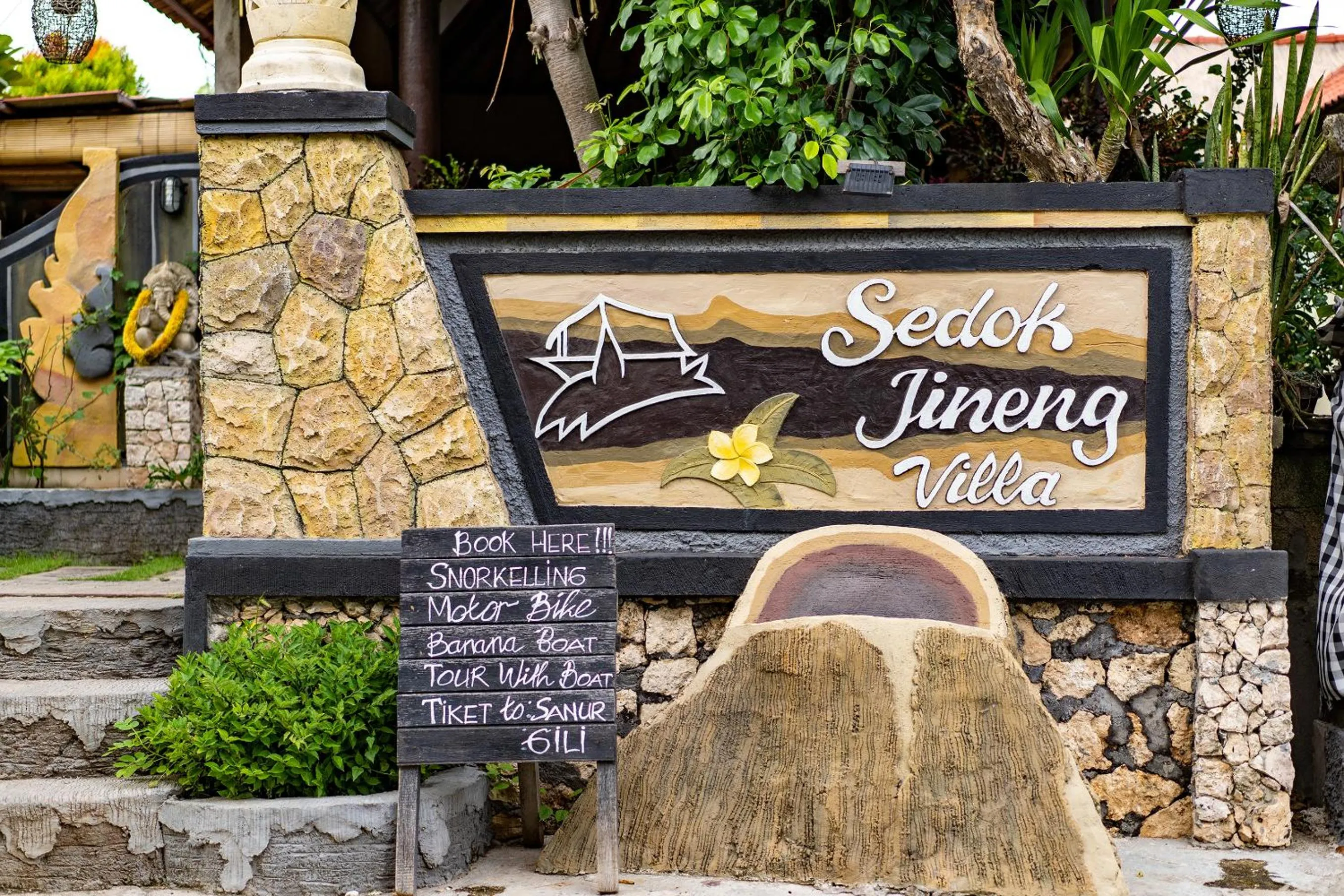 Facade/entrance in Sedok Jineng Villa Lembongan