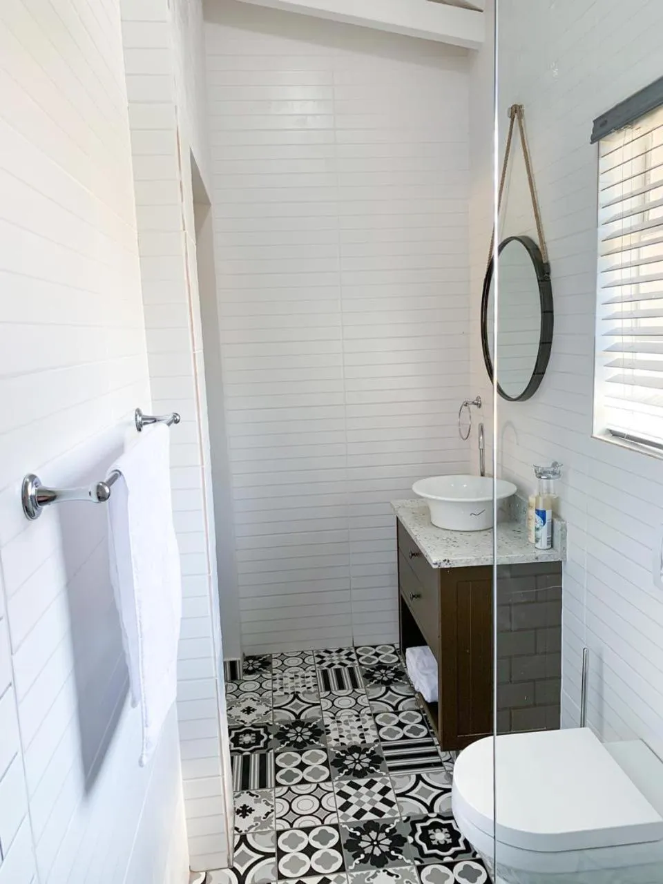 Bathroom in Modern Farm