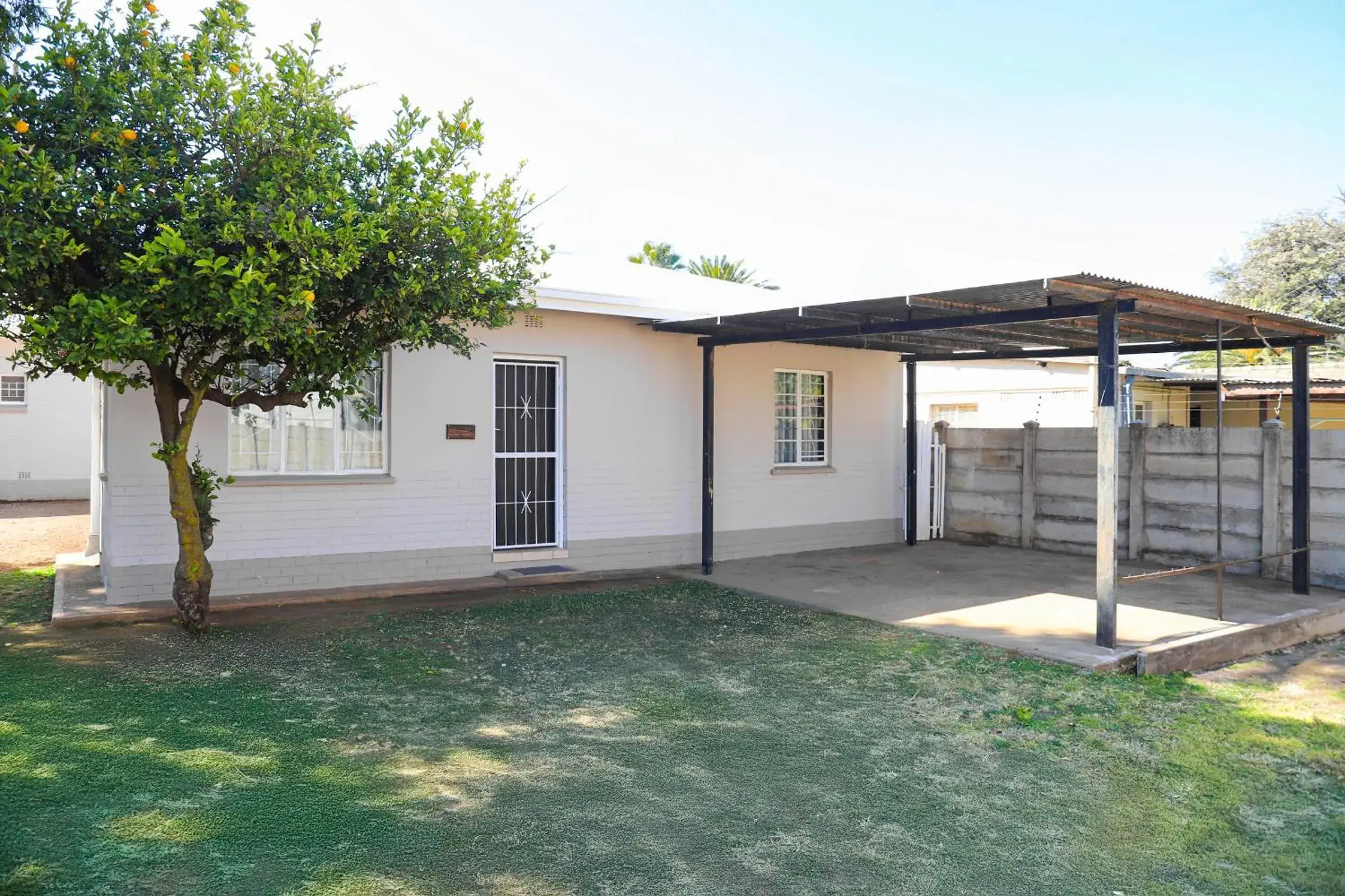 One-Bedroom Apartment - single occupancy in Modern Farm One-Bedroom Apartment - single occupancy in Modern Farm