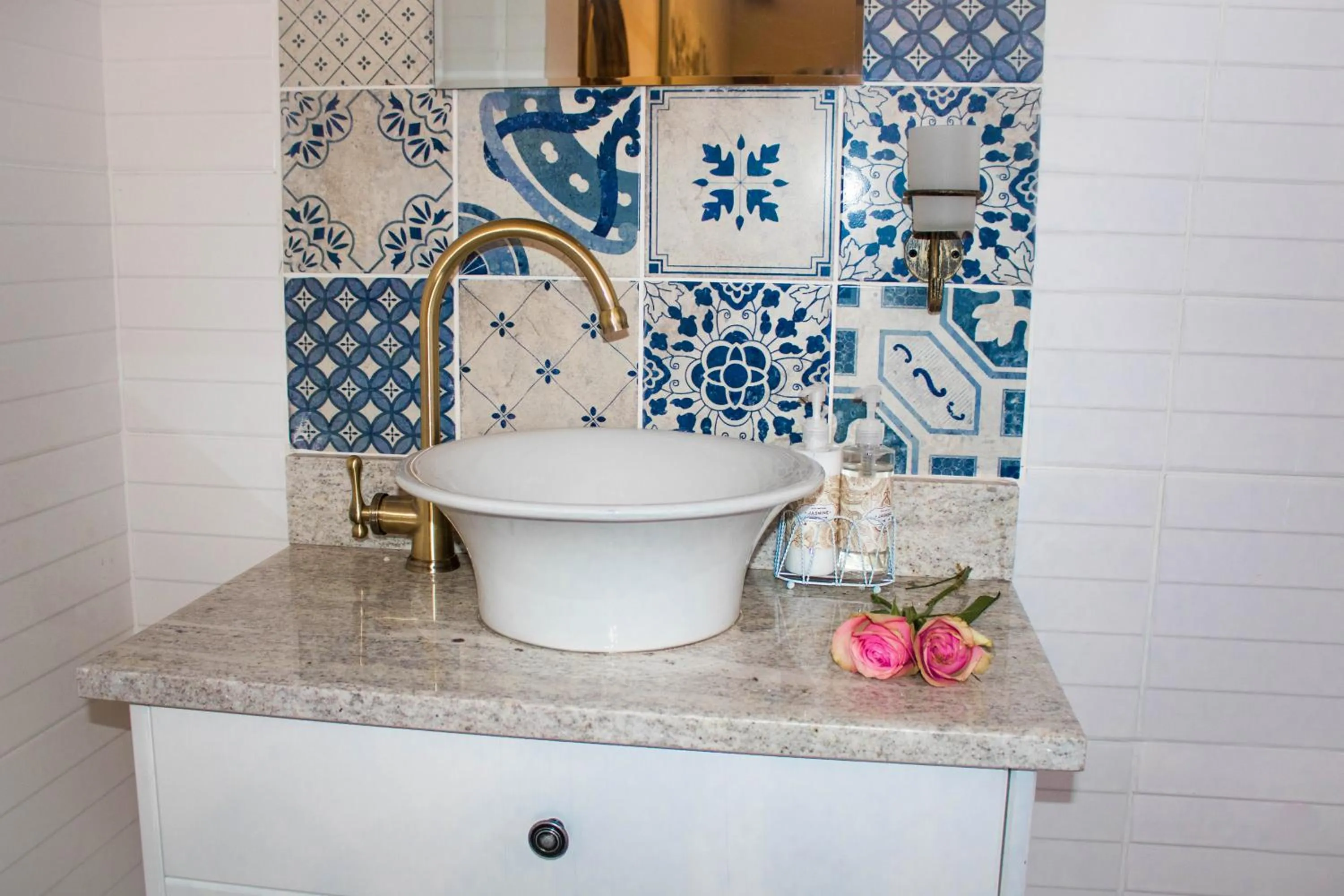Bathroom in Modern Farm