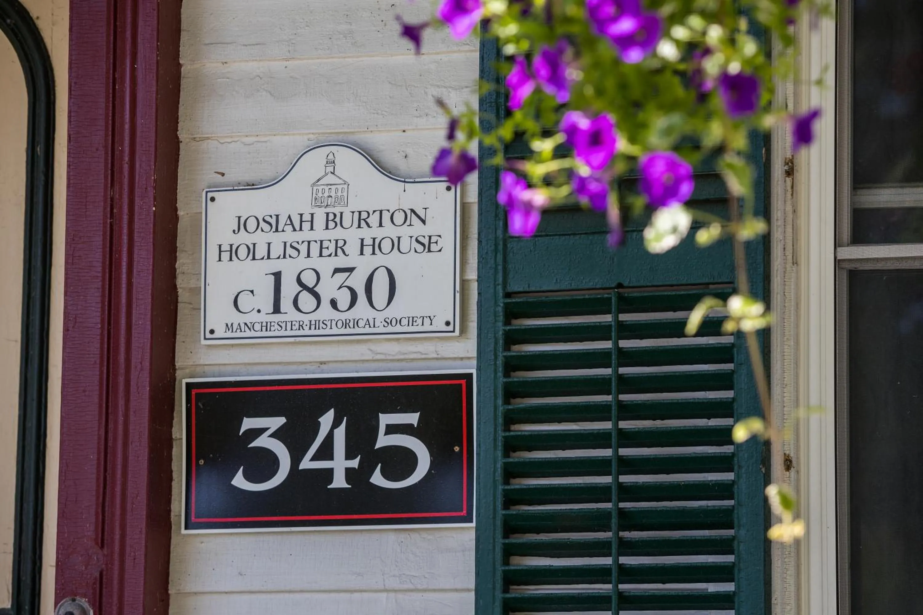 Street view in The Barnstead Inn