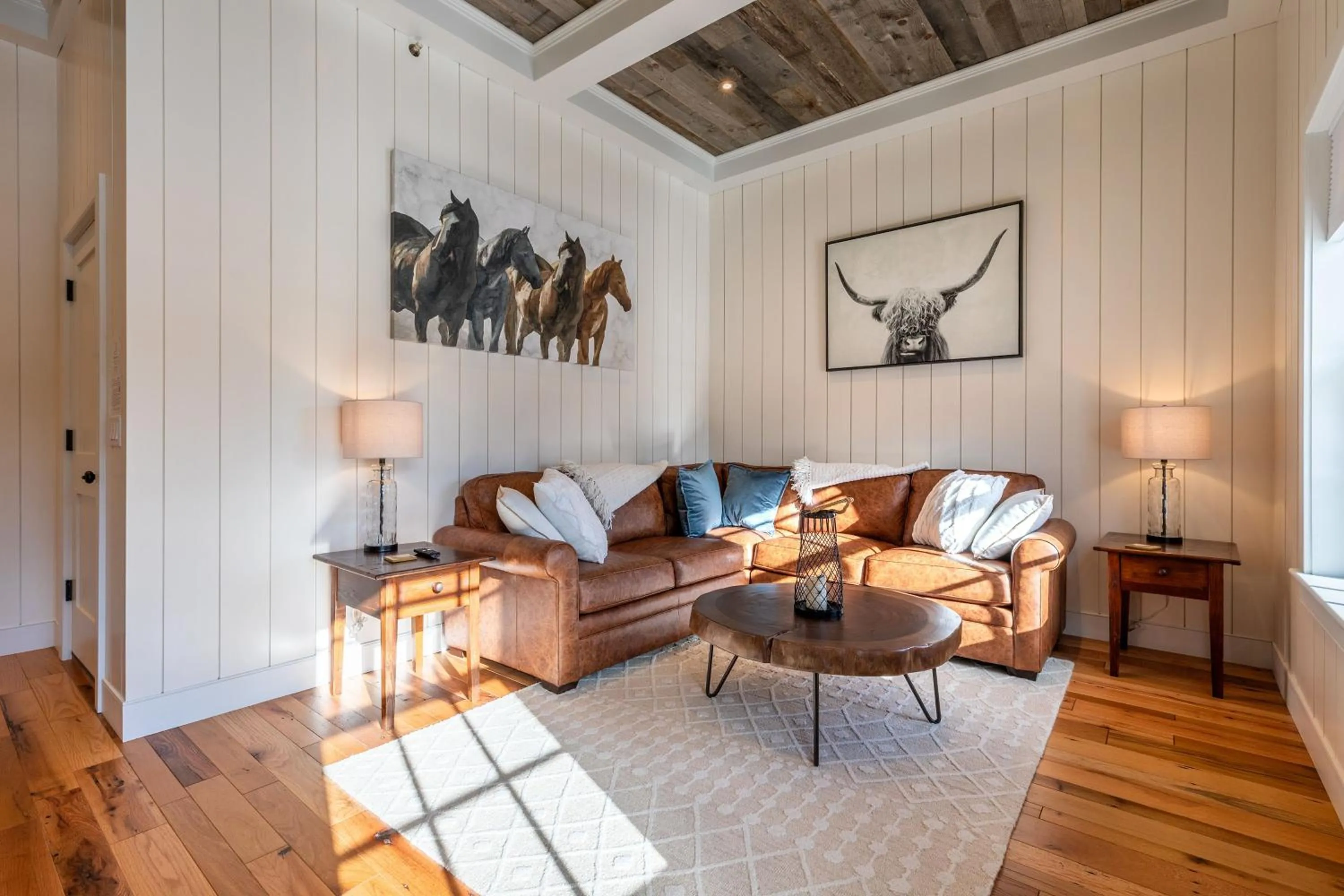 Living room in The Barnstead Inn