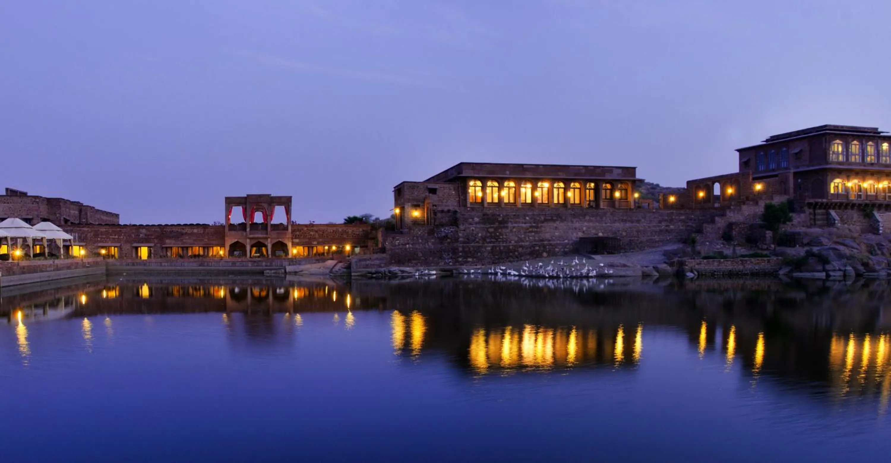 Lake view in Bijolai Palace - A Inde Hotel , Jodhpur