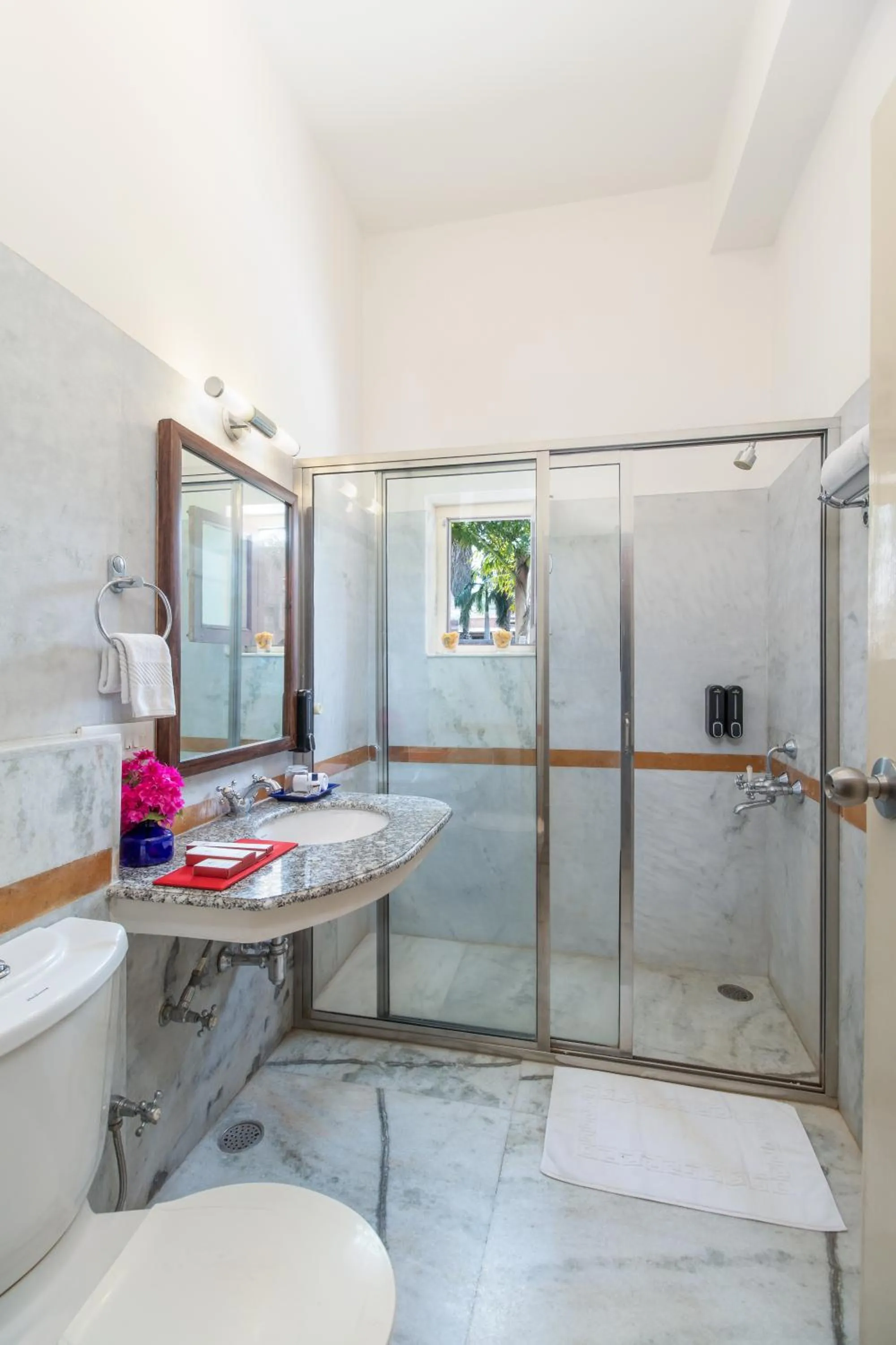 Bathroom in Bijolai Palace - A Inde Hotel , Jodhpur
