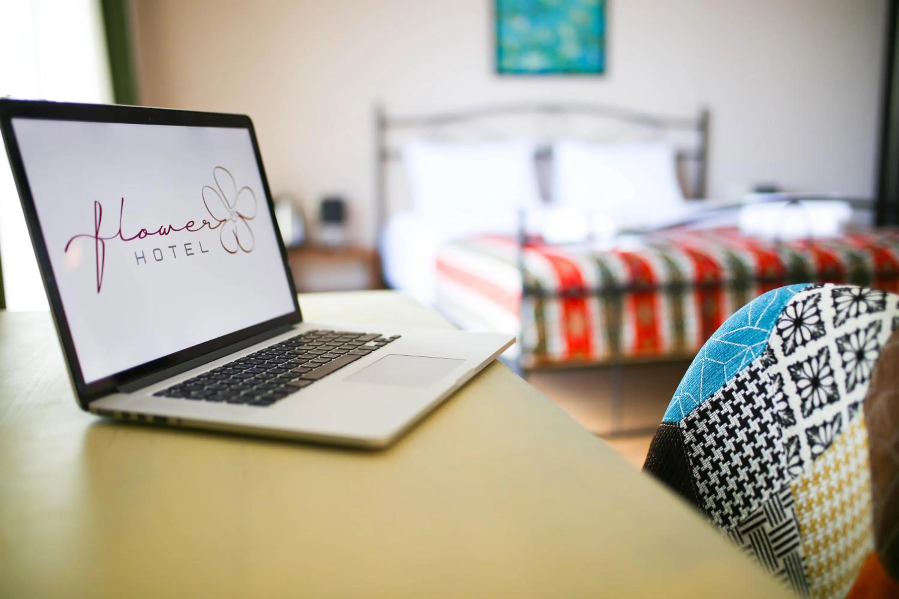 Bedroom, Bed in Hotel Flower