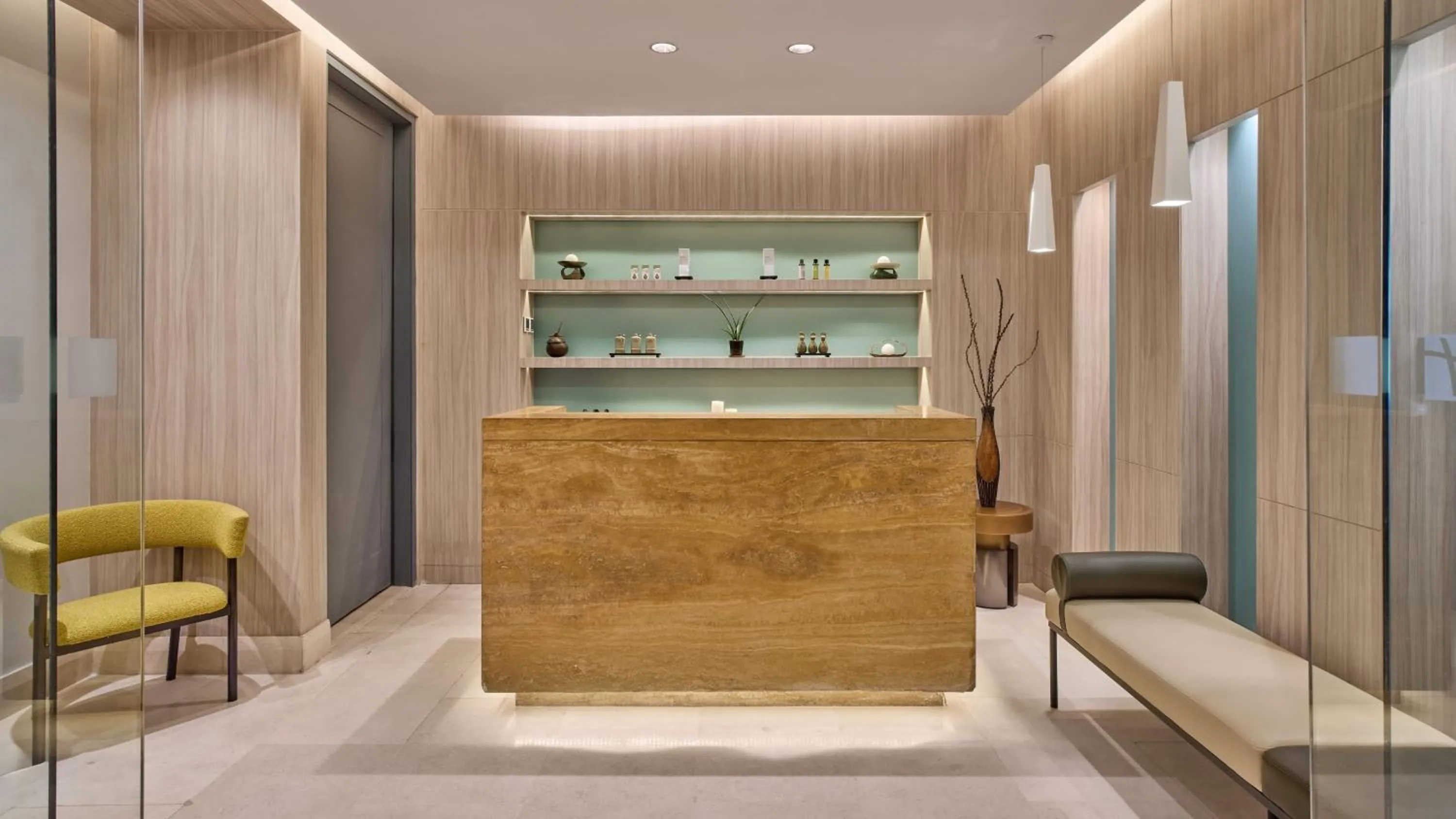 Spa and wellness centre/facilities in Holiday Inn & Suites Makati by IHG