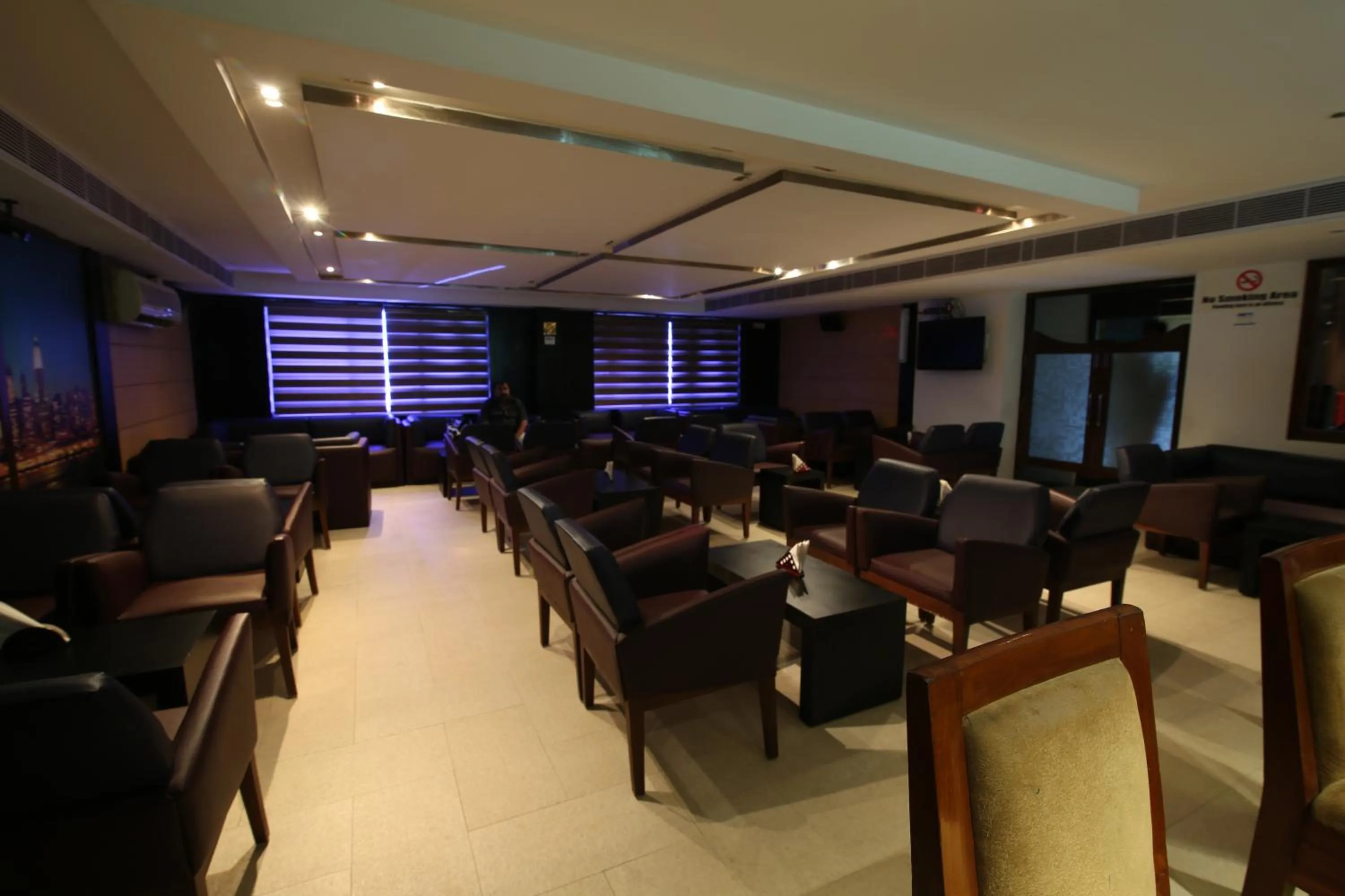 TV and multimedia in Harrisons Hotel