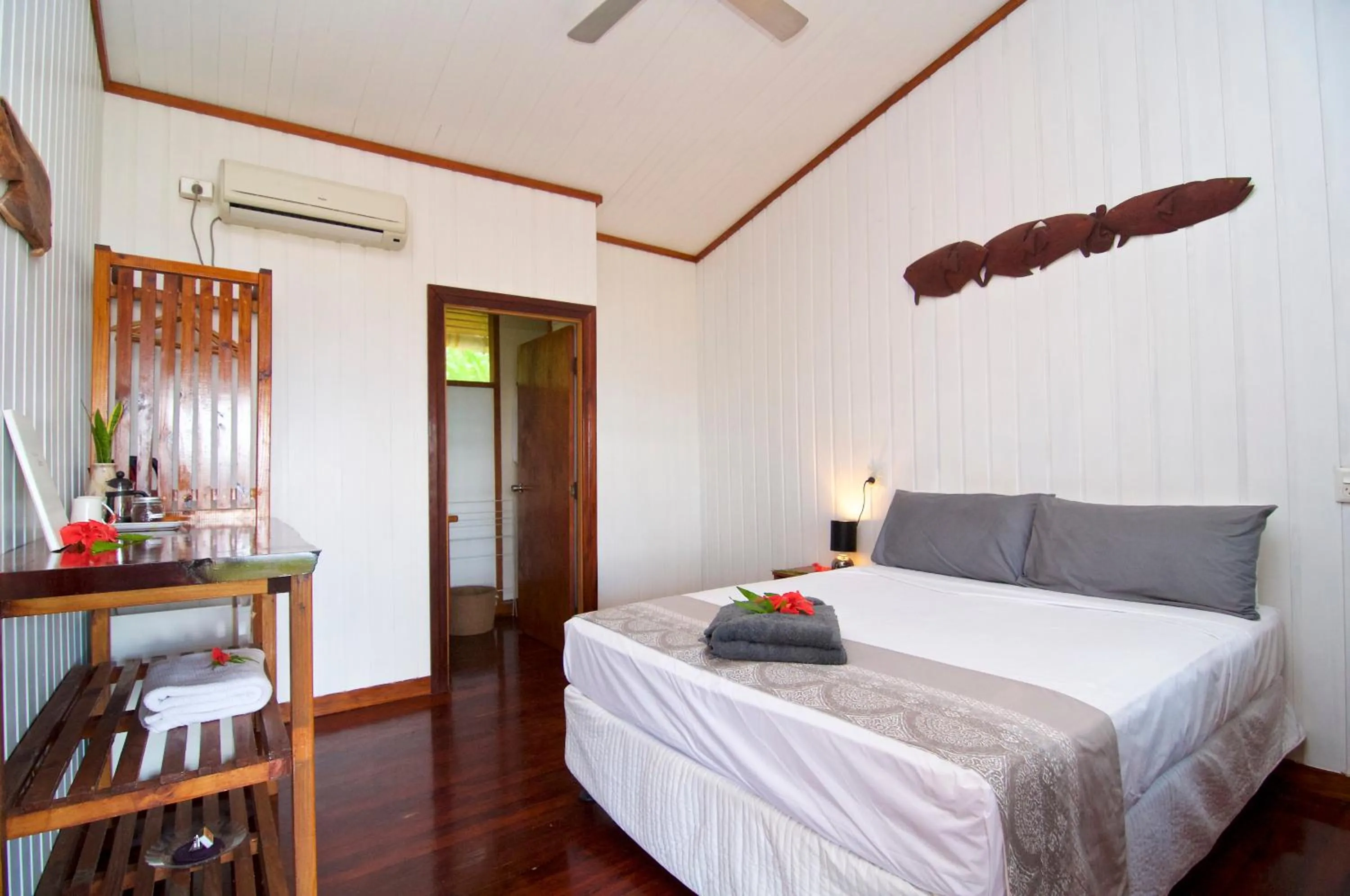 Bed in Deco Stop Lodge