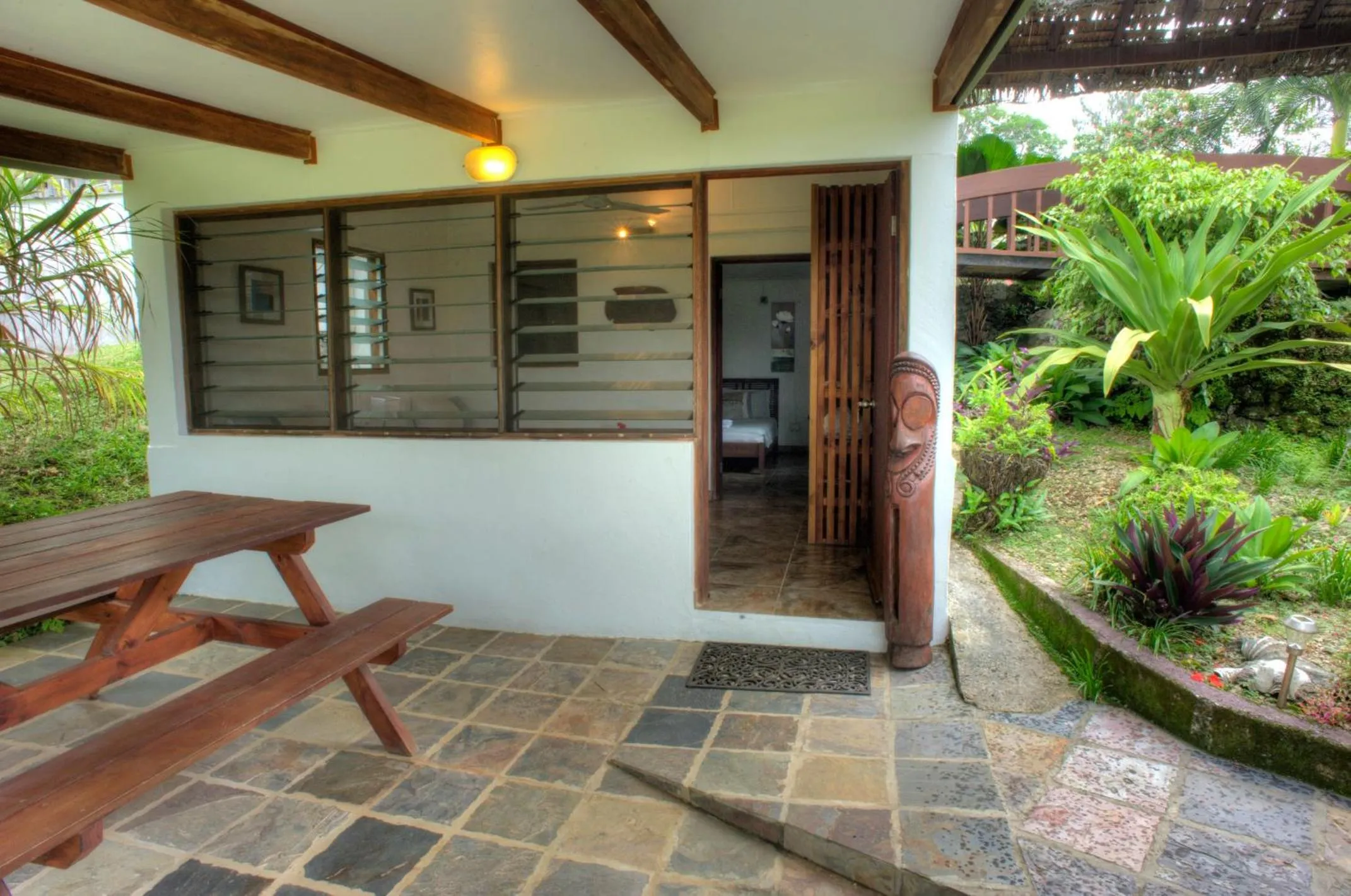 Patio in Deco Stop Lodge