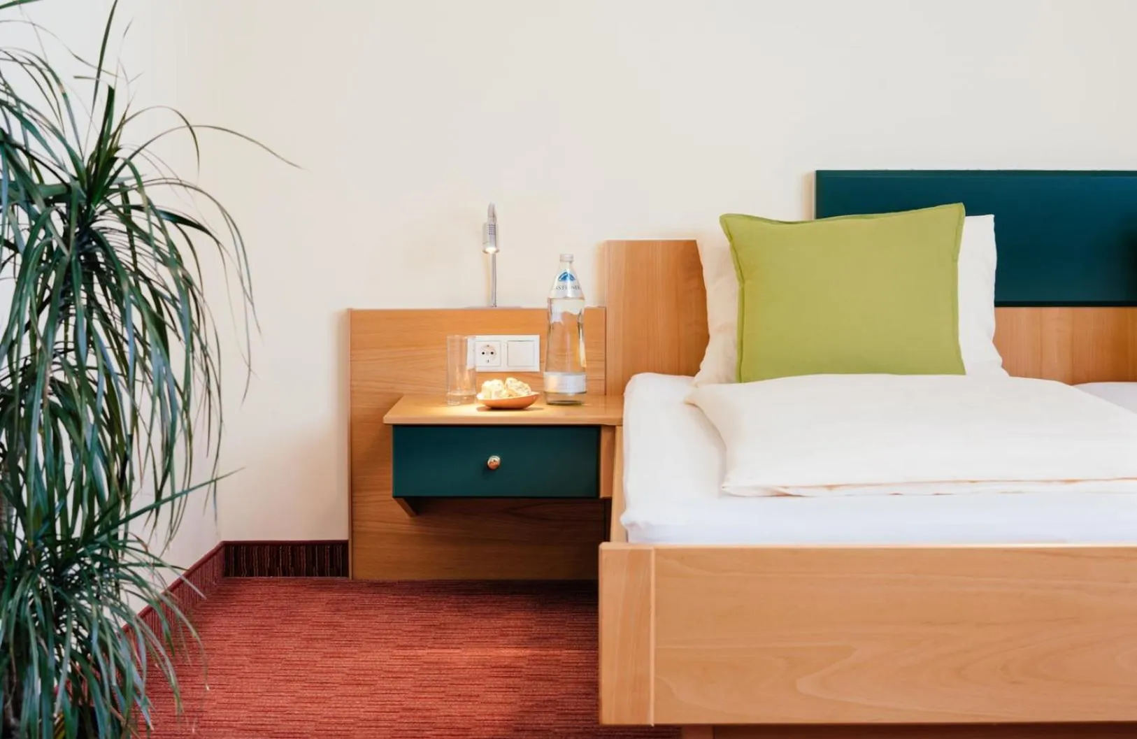 Photo of the whole room, Bed in Gasthof Martinhof