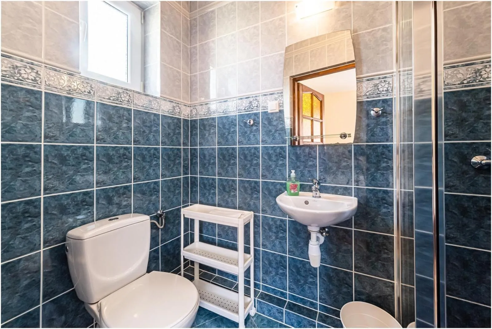 Bathroom in Willa Marlin